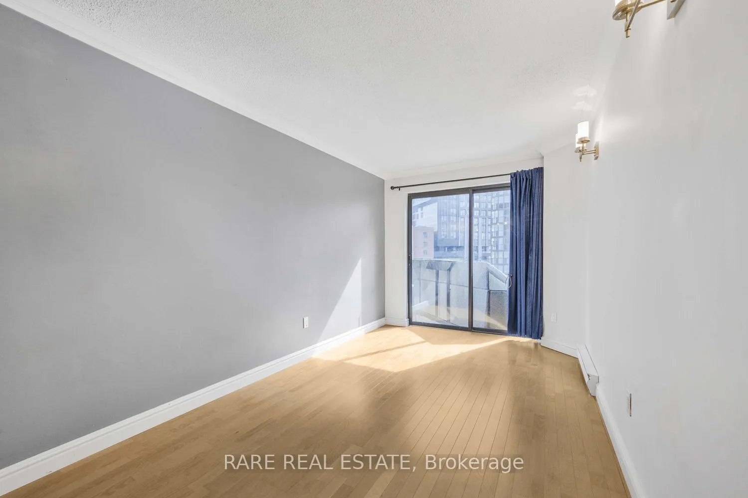 1001 Bay Street, #310