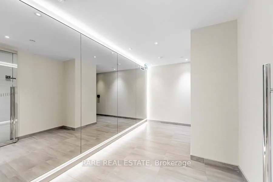 1001 Bay Street, #310