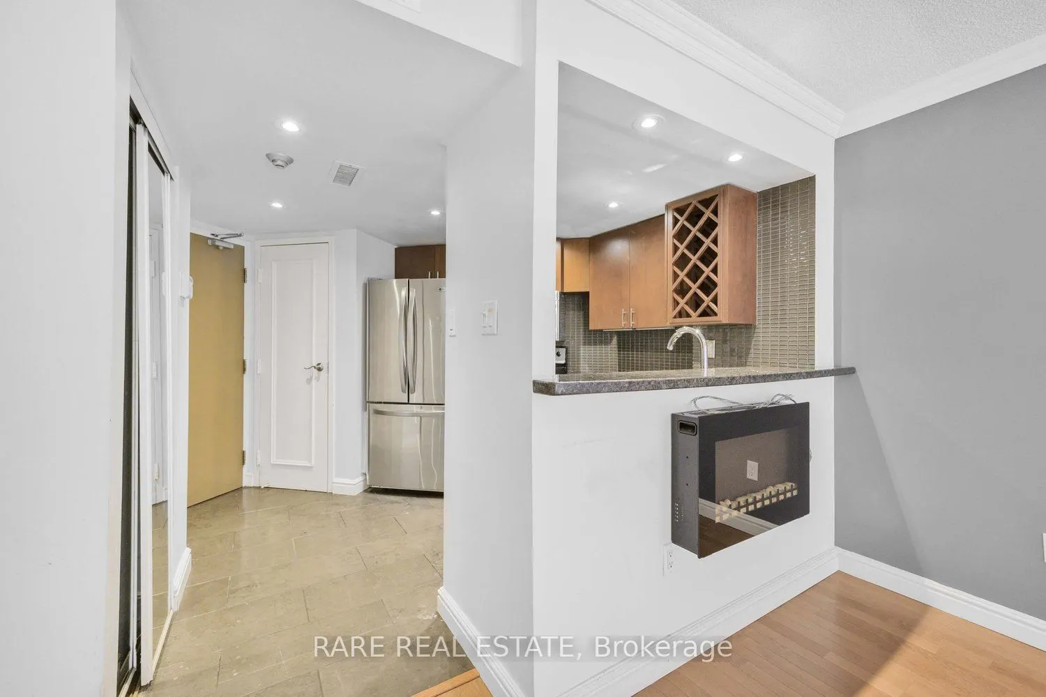 1001 Bay Street, #310
