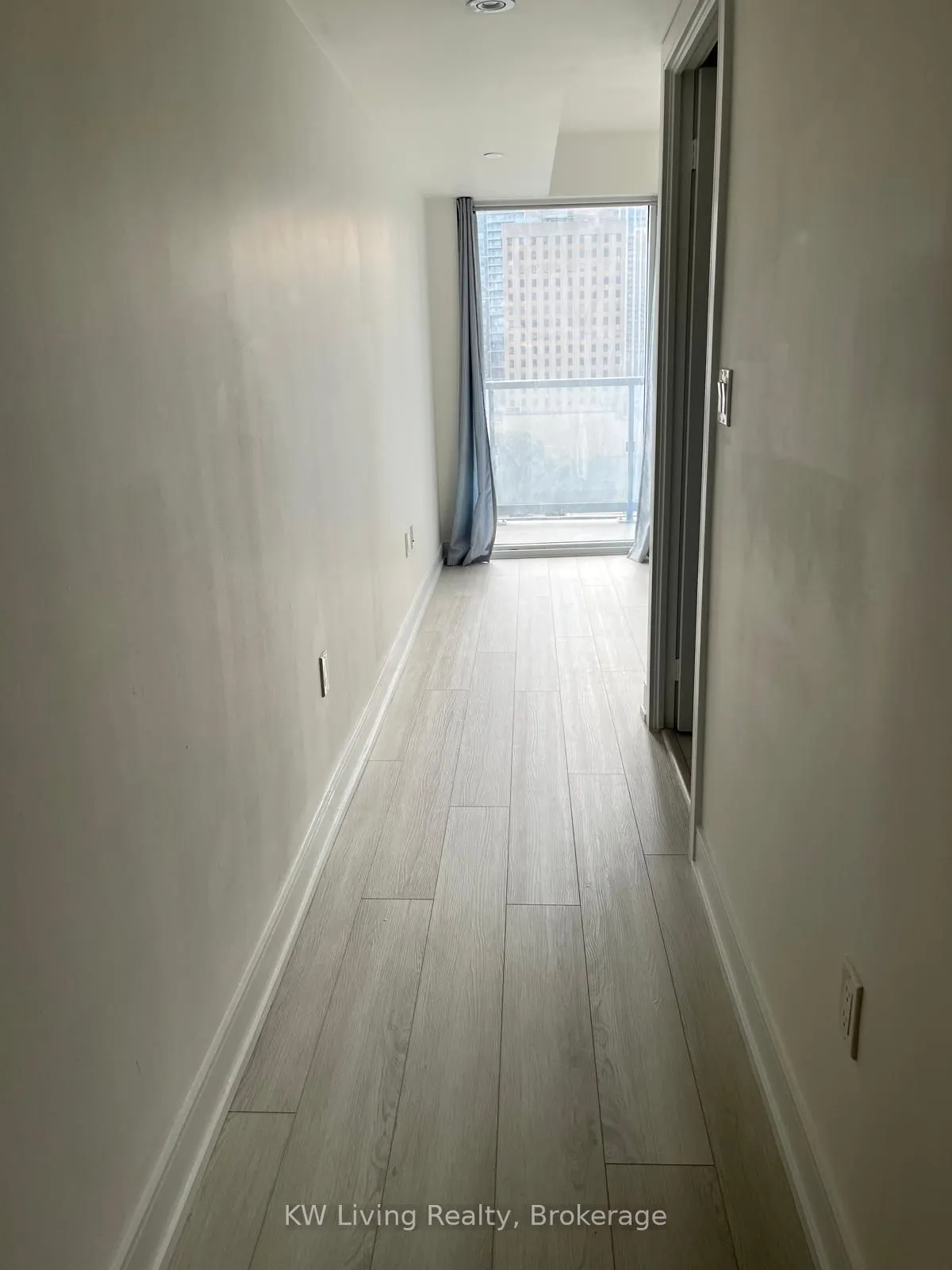 89 Mcgill Street, #1112