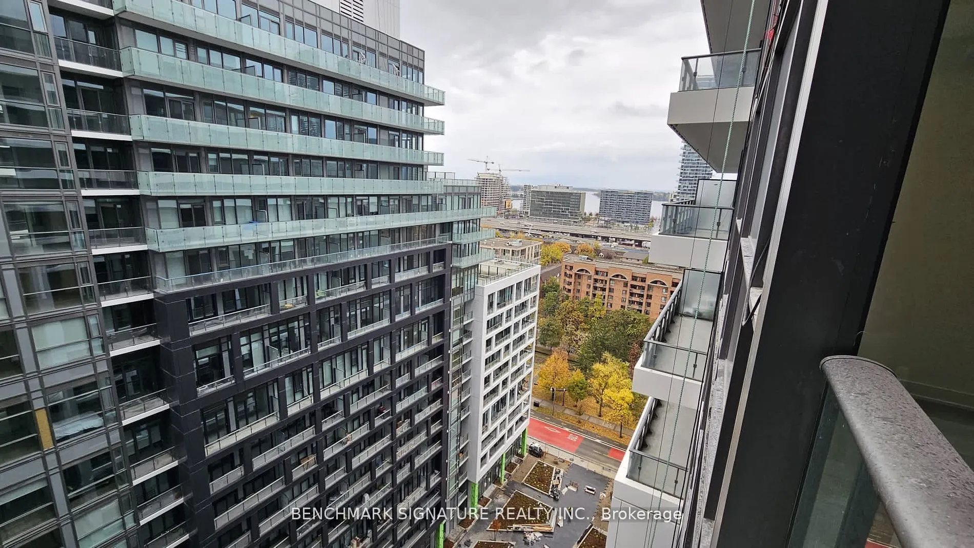121 Lower Sherbourne Street, #1642 SW