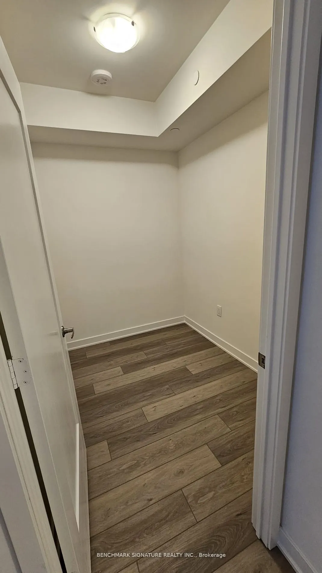 121 Lower Sherbourne Street, #1642 SW