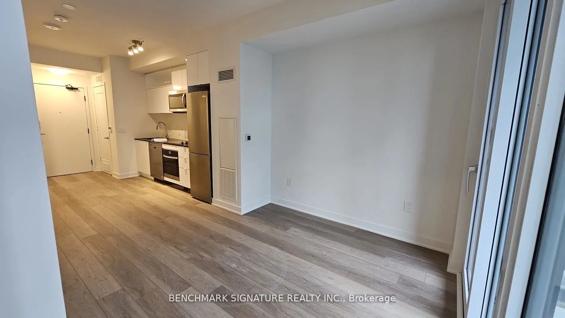 121 Lower Sherbourne Street, #1642 SW