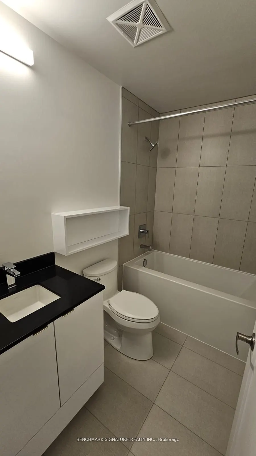 121 Lower Sherbourne Street, #1642 SW
