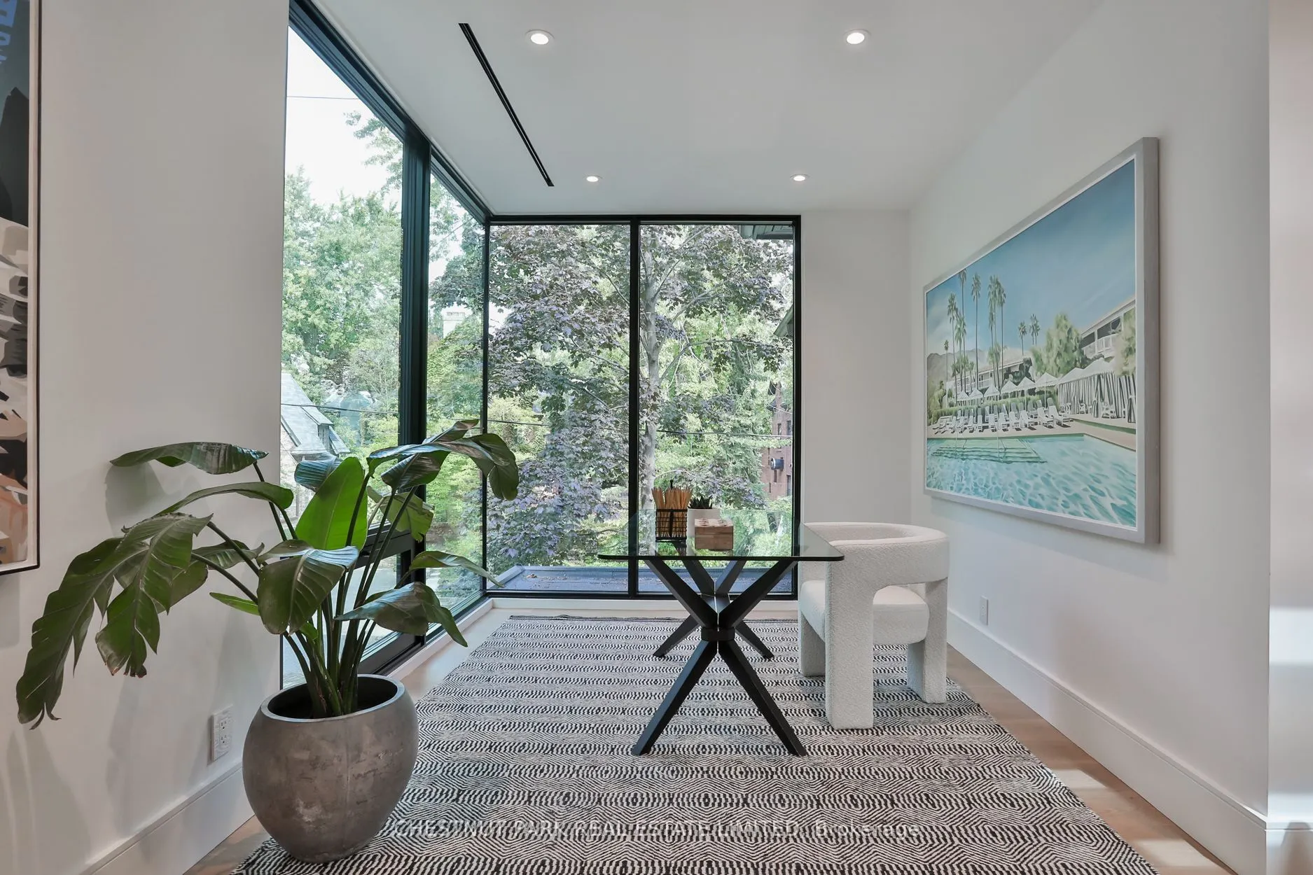 10 Rosedale Road