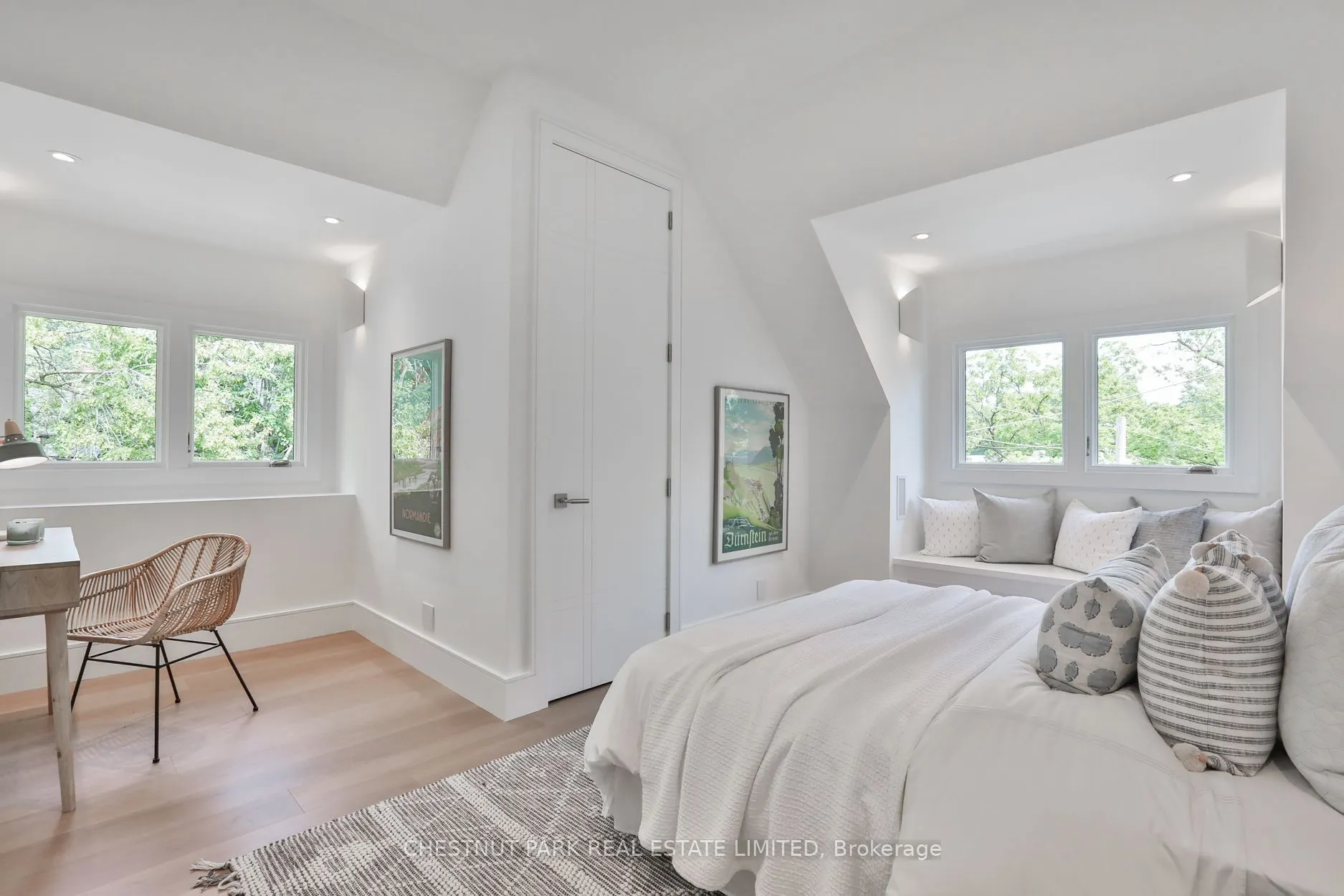 10 Rosedale Road