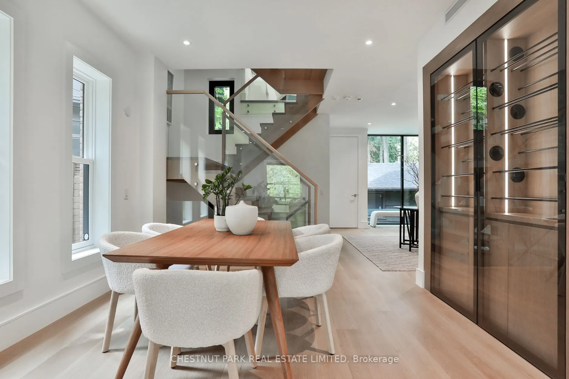 10 Rosedale Road