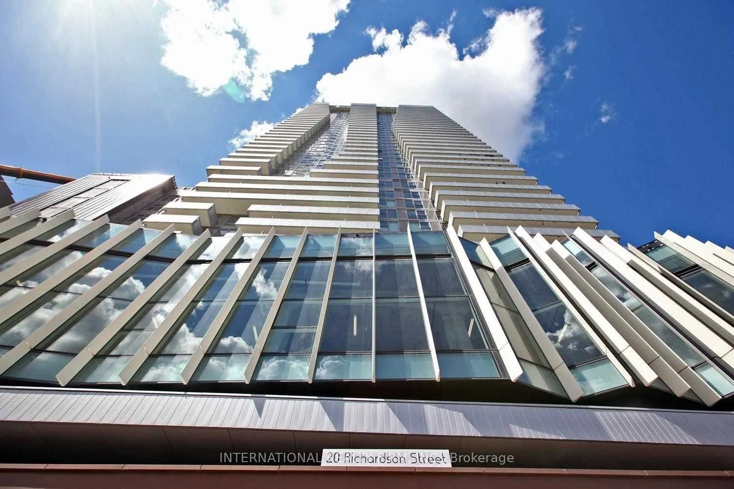 20 Richardson Street, #3303