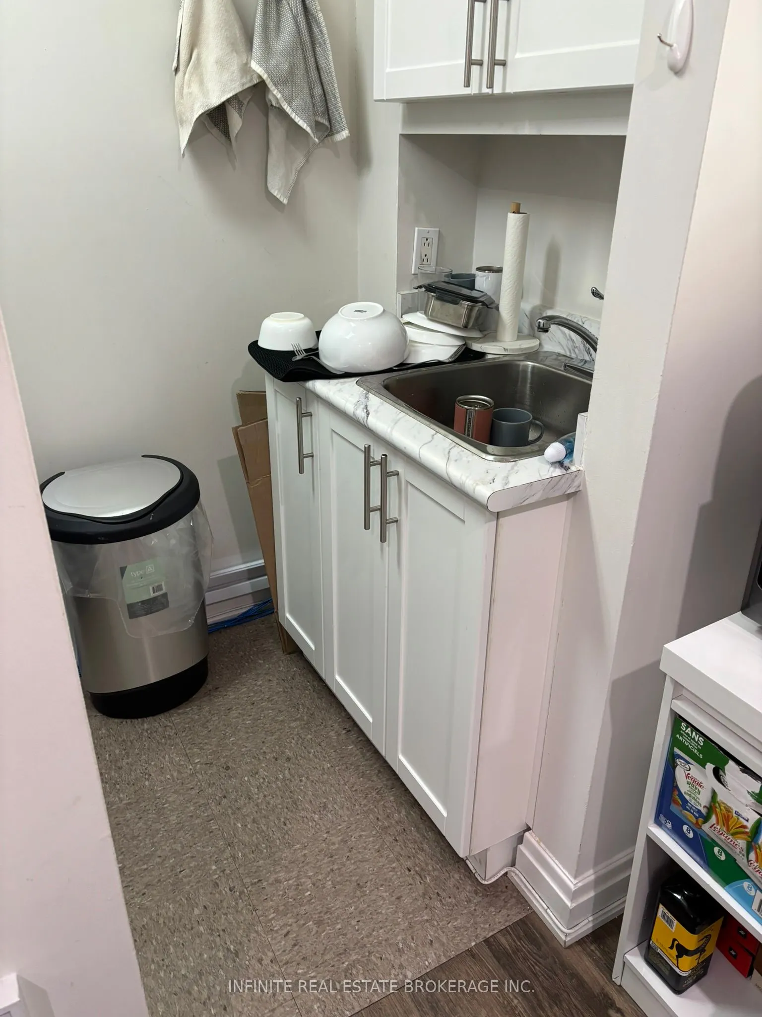 12 Lawton Boulevard, #200