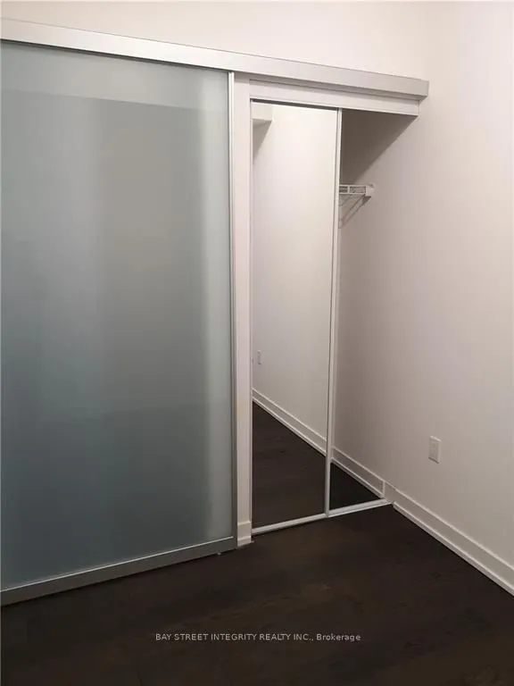 1 Yorkville Avenue, #3712 (Bedroom)