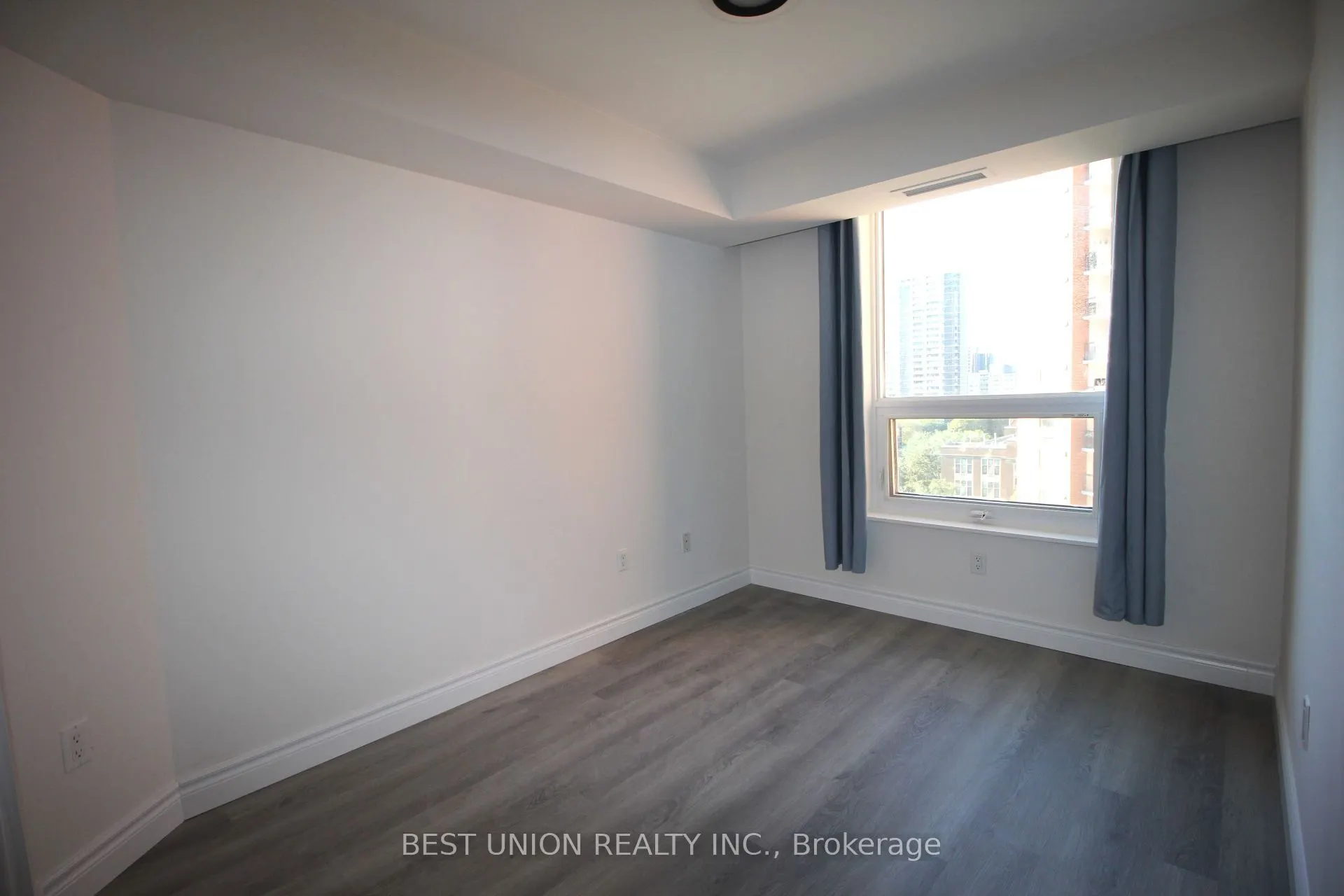 77 Maitland Place, #1209