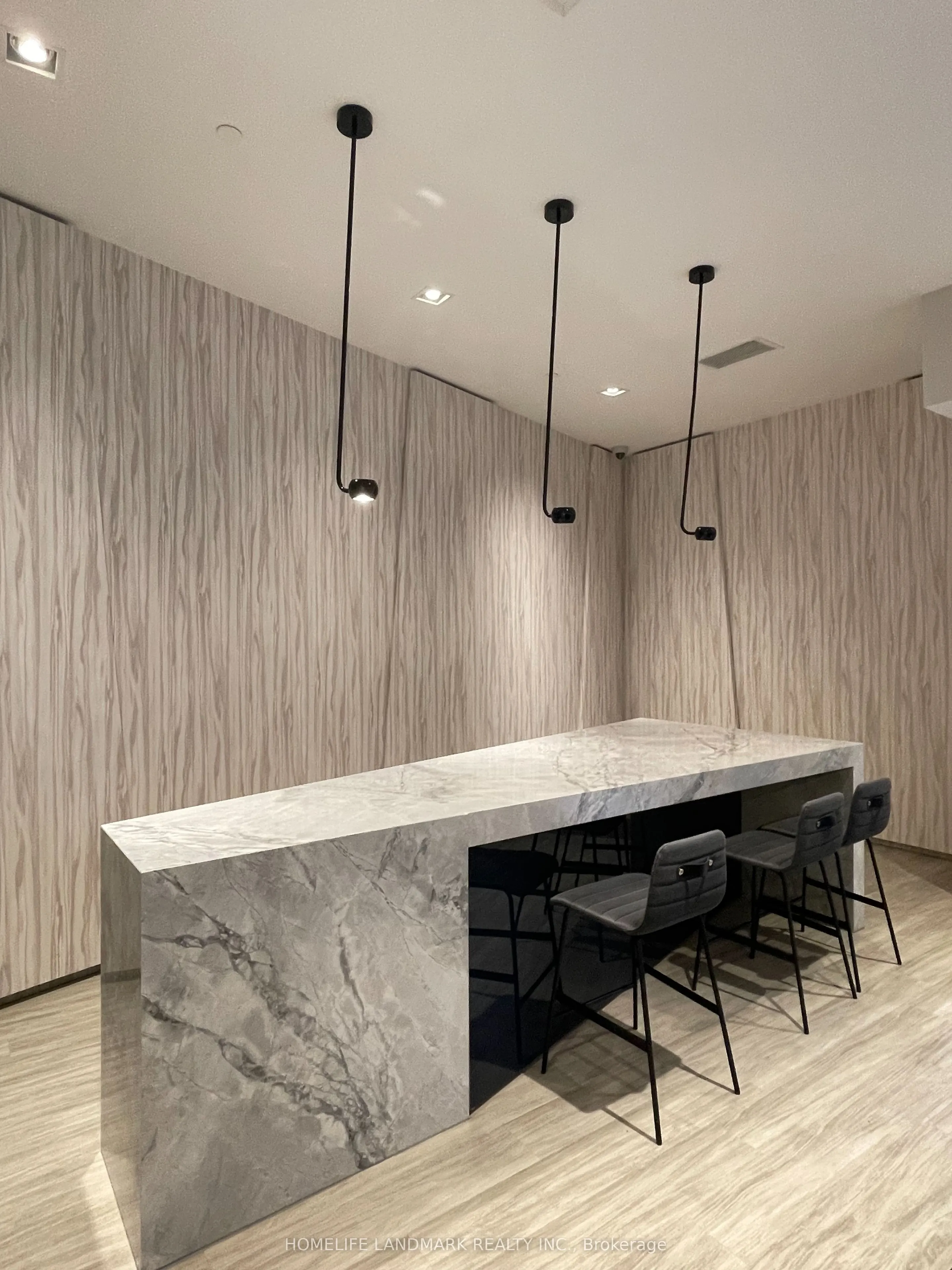 181 Bedford Road, #608