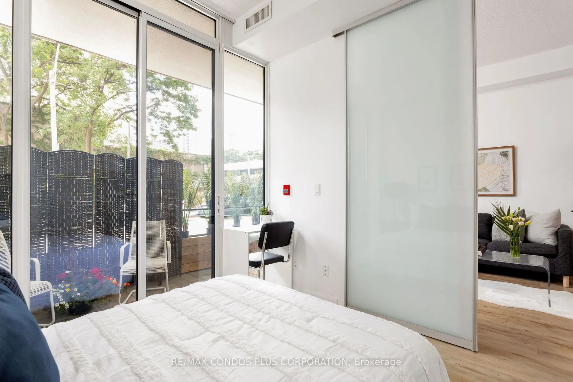 111 Elizabeth Street, #101