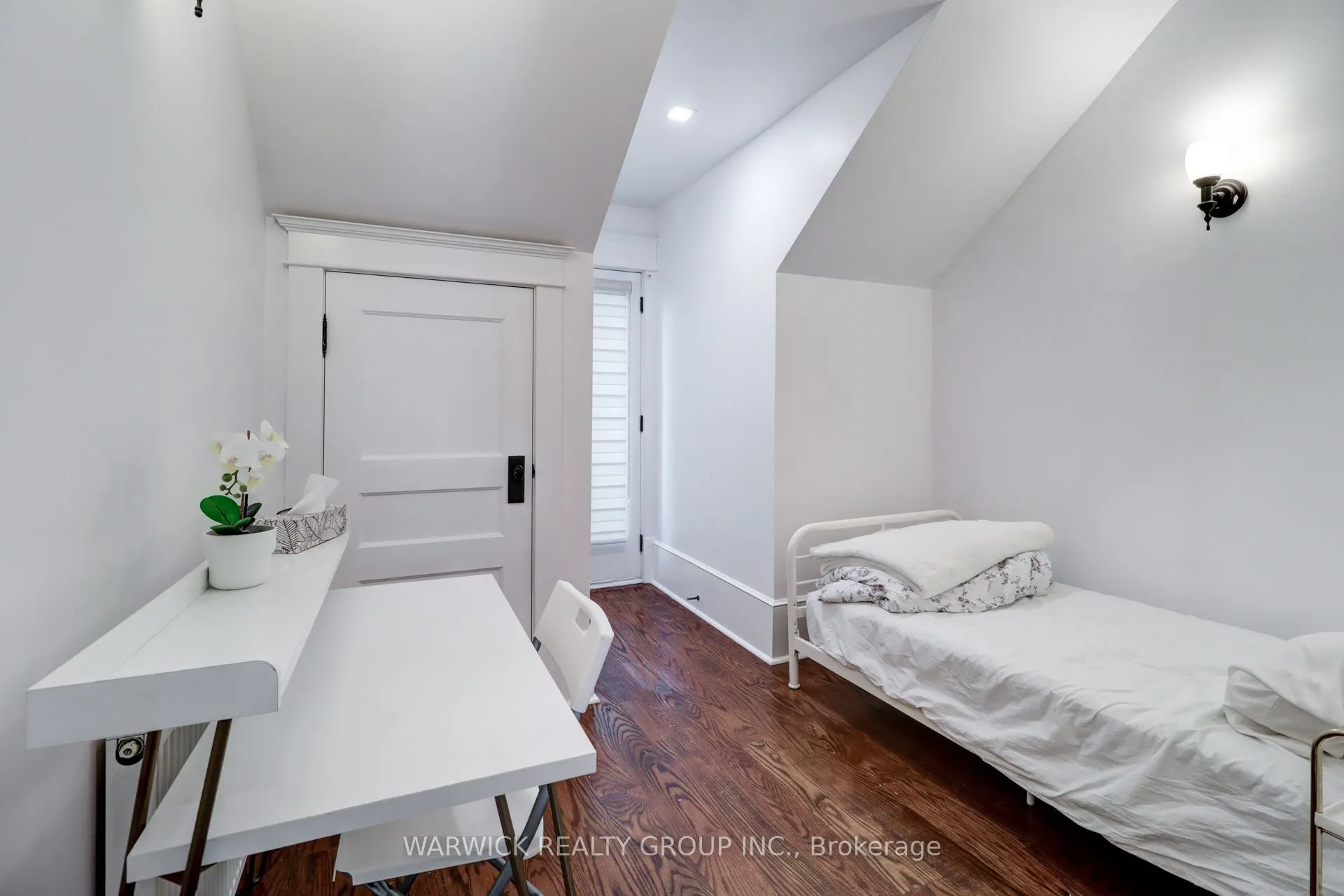 61 Brunswick Avenue