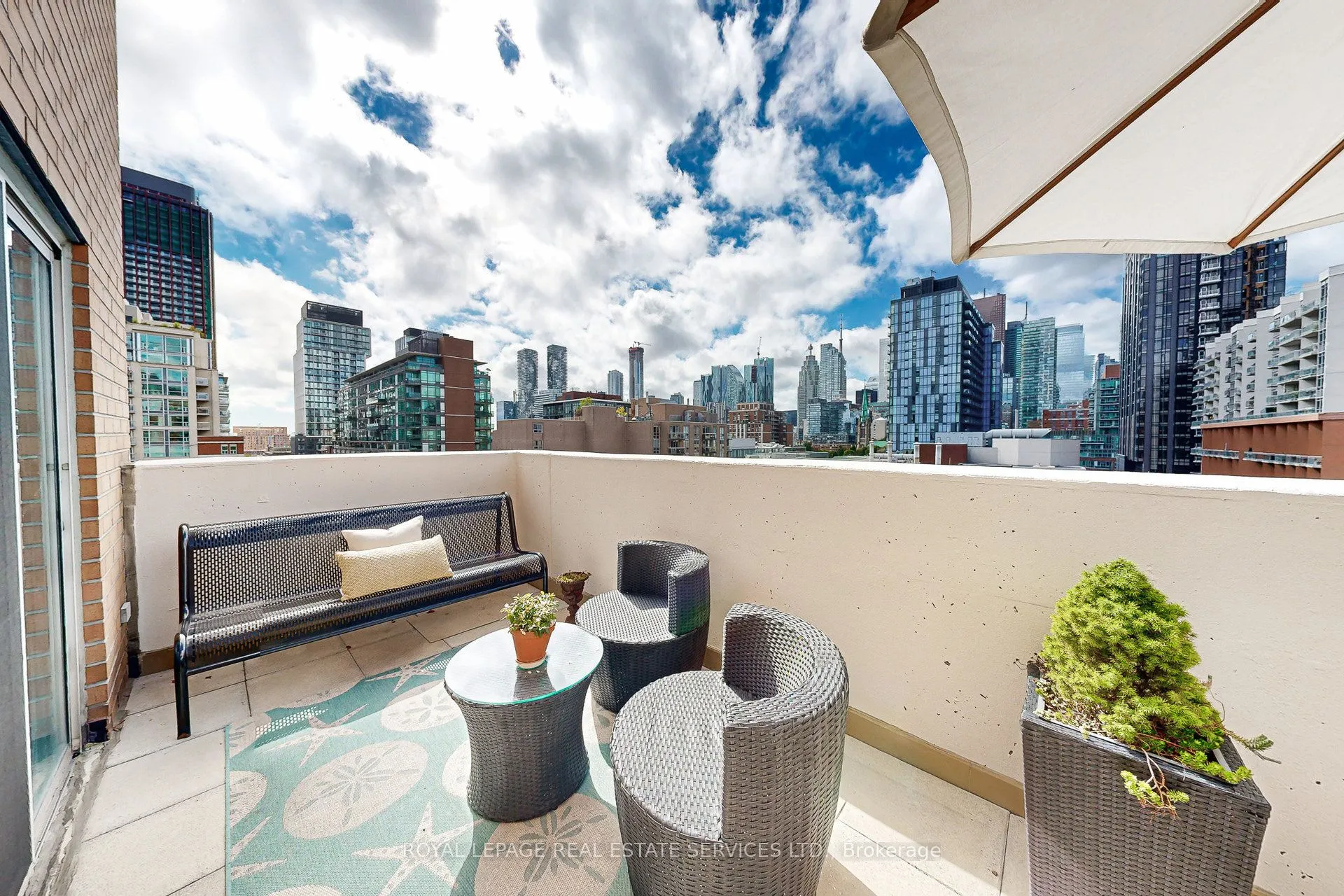 313 Richmond Street E, #1061