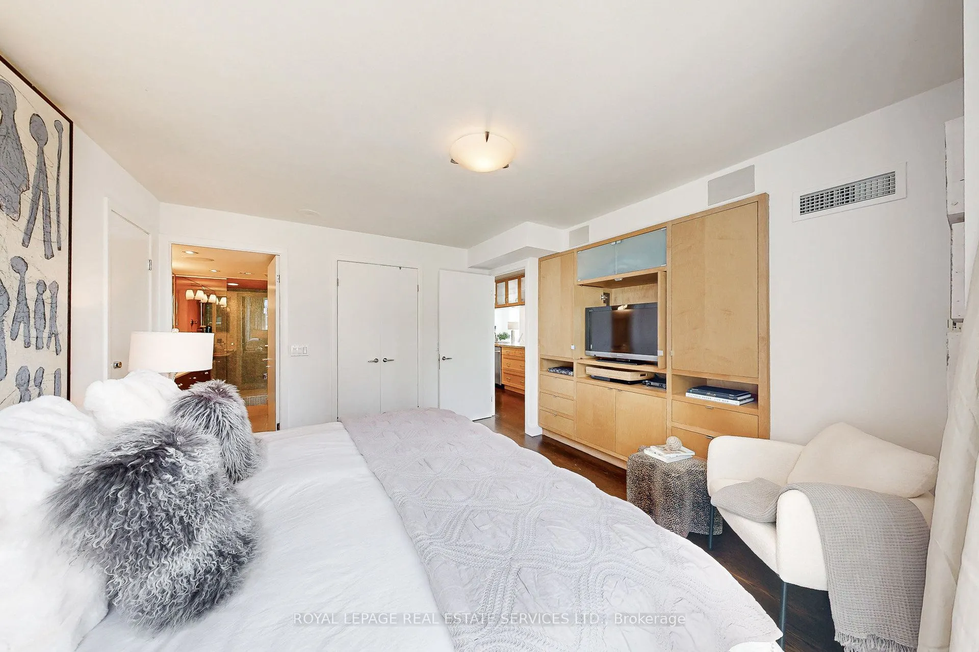 313 Richmond Street E, #1061