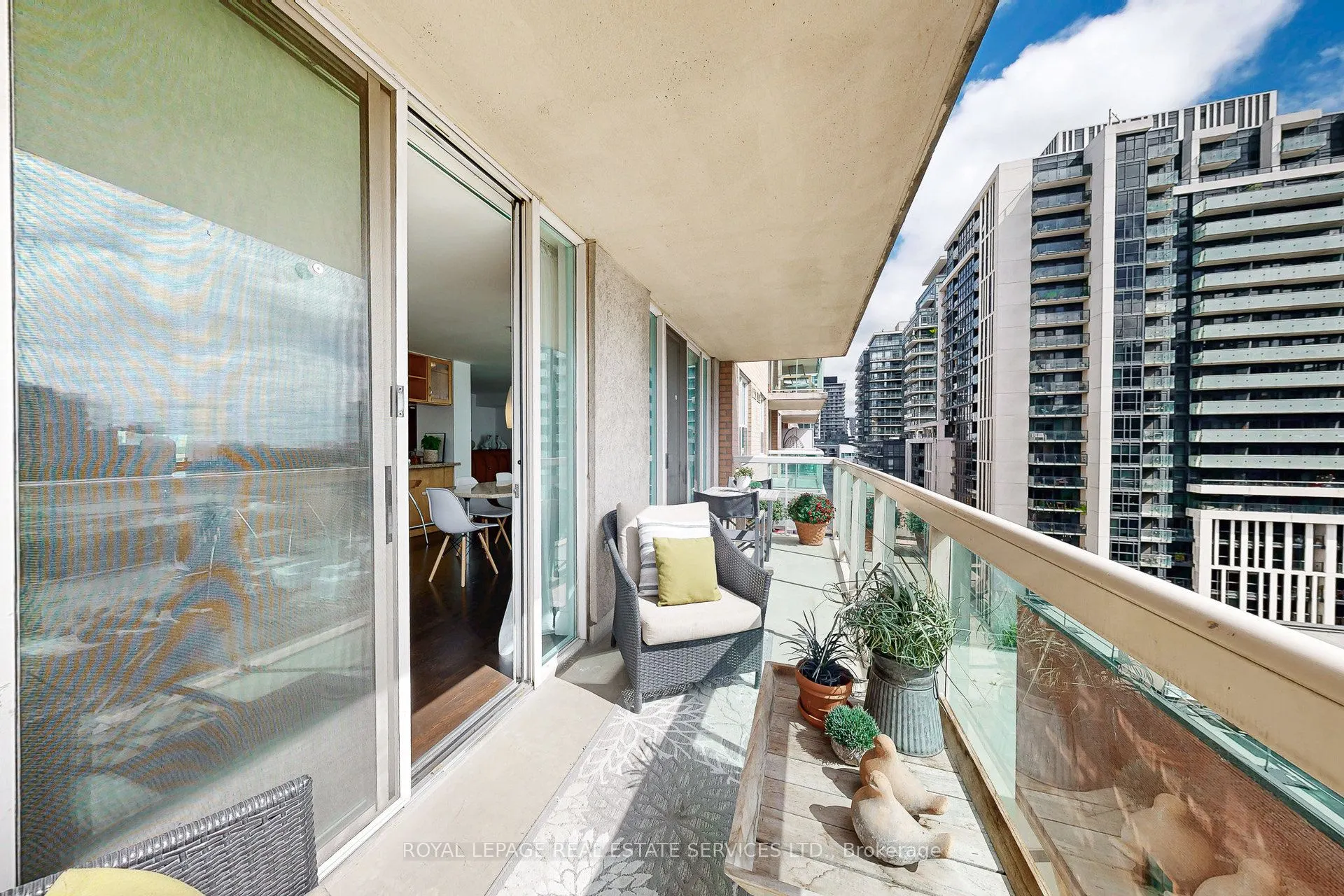 313 Richmond Street E, #1061
