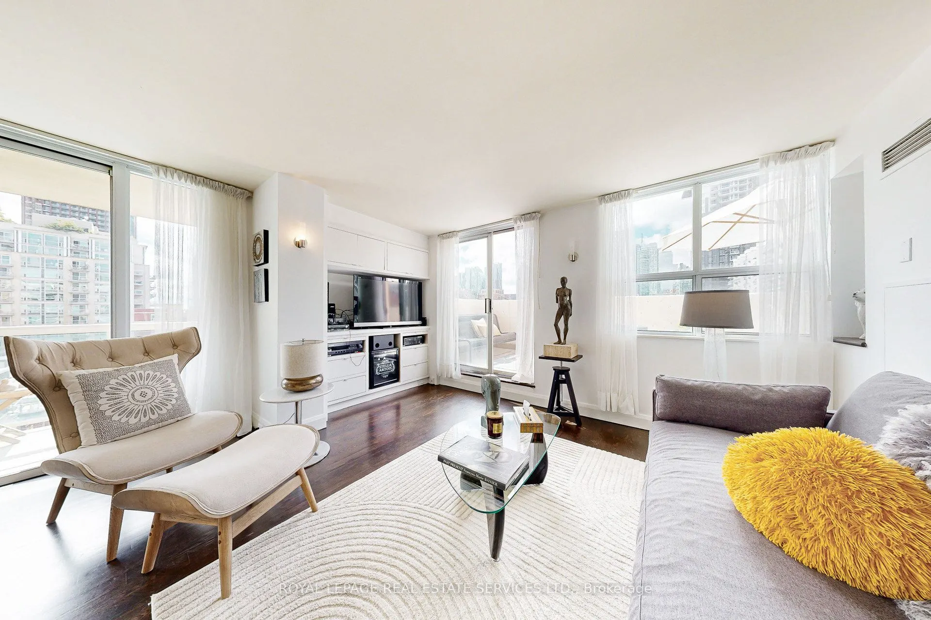 313 Richmond Street E, #1061