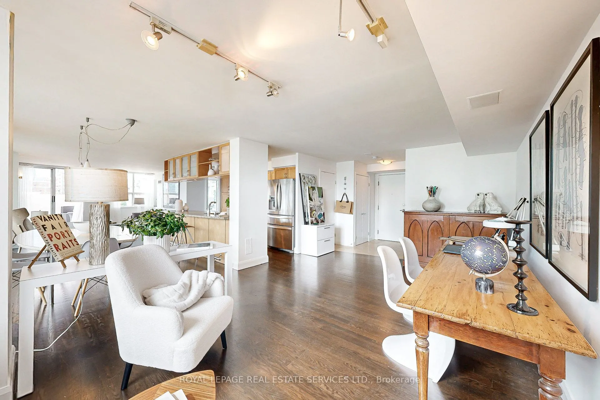 313 Richmond Street E, #1061