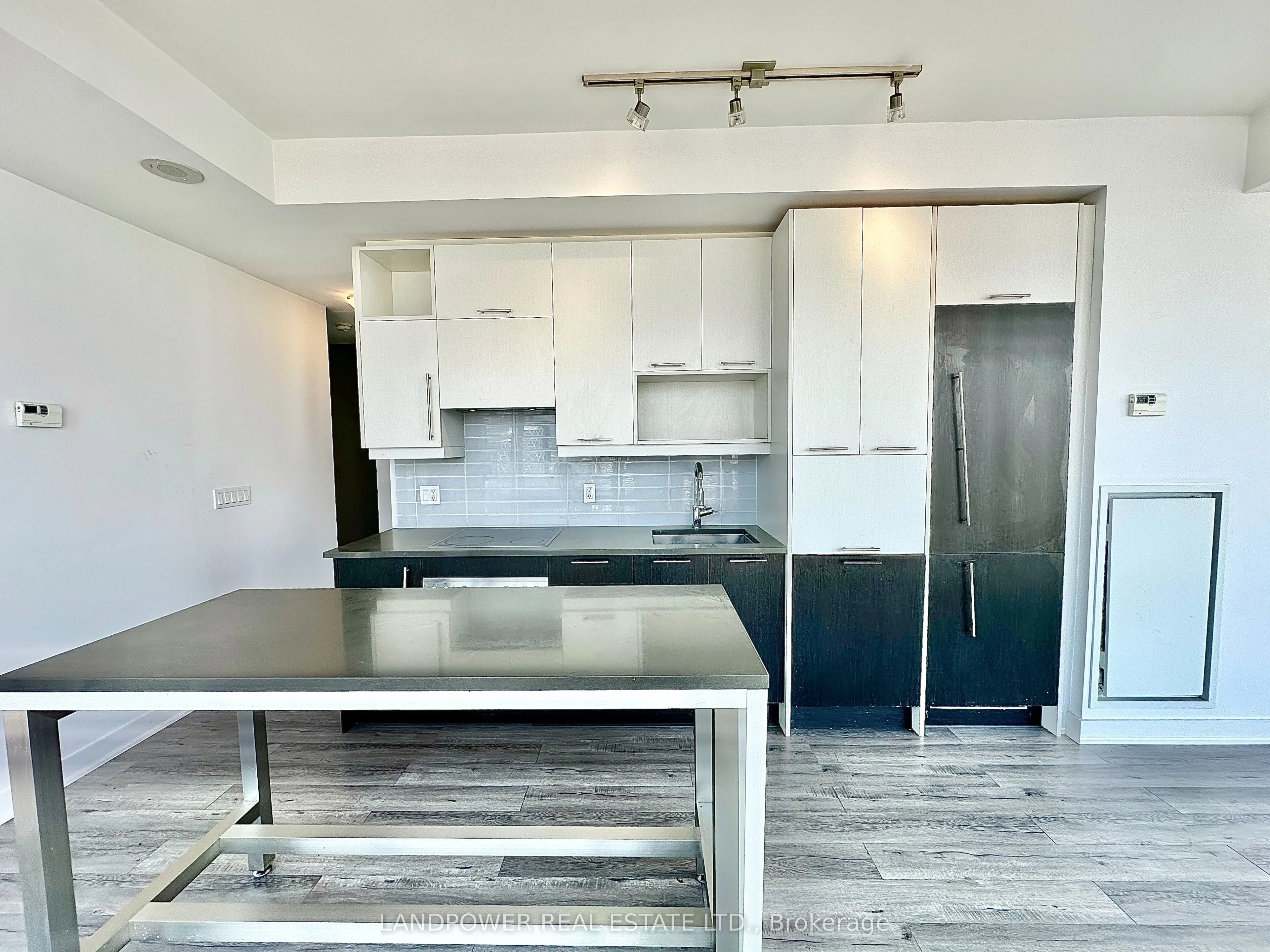 30 Nelson Street, #3706