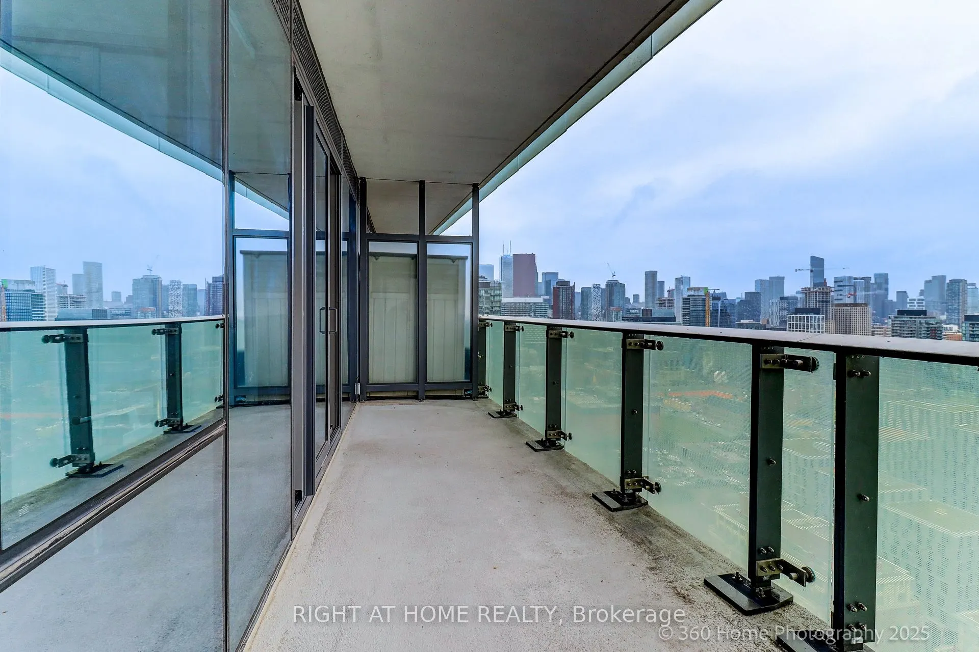 390 Cherry Street, #2903