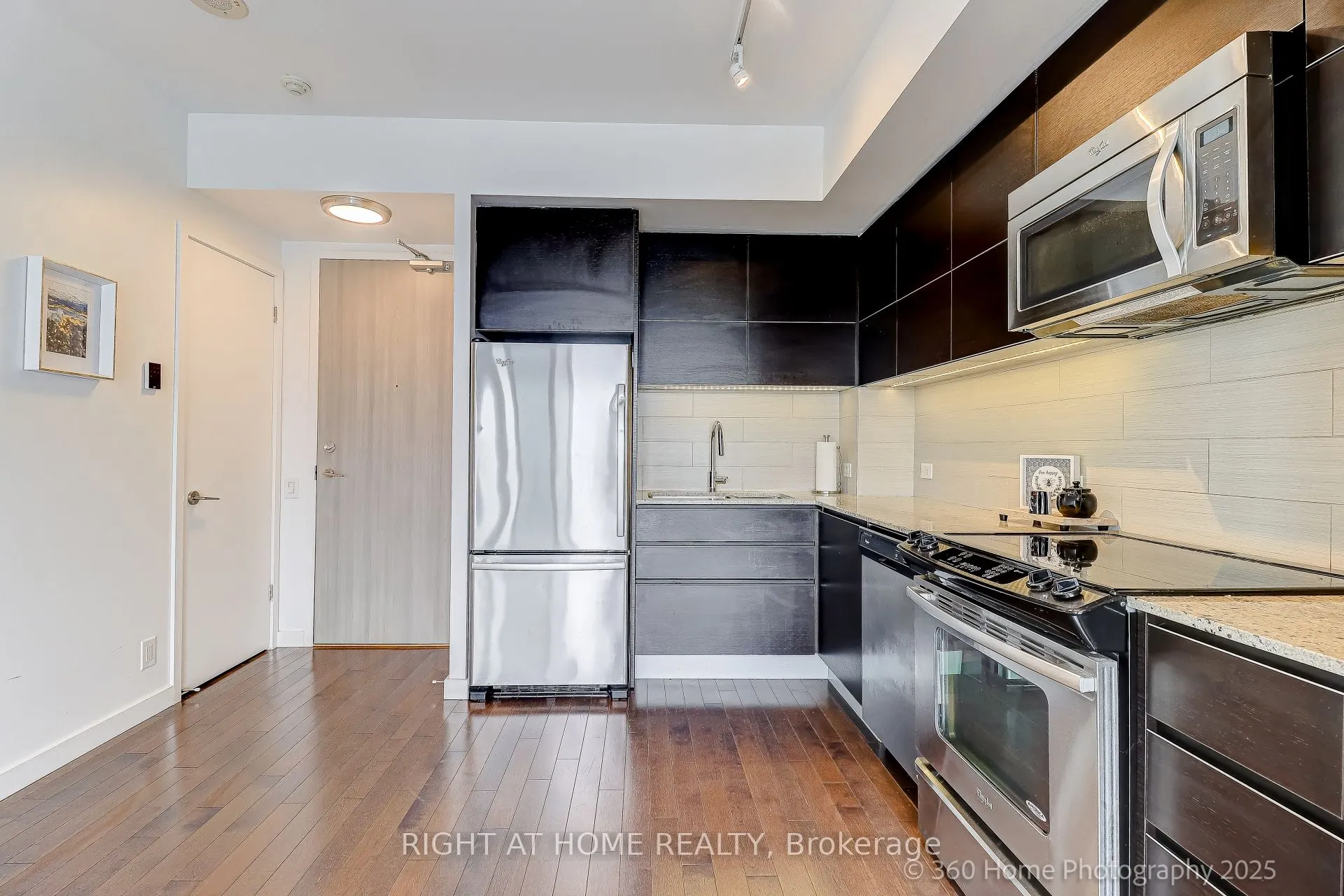 390 Cherry Street, #2903