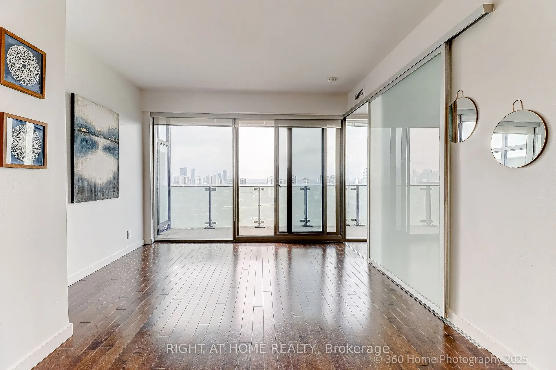 390 Cherry Street, #2903