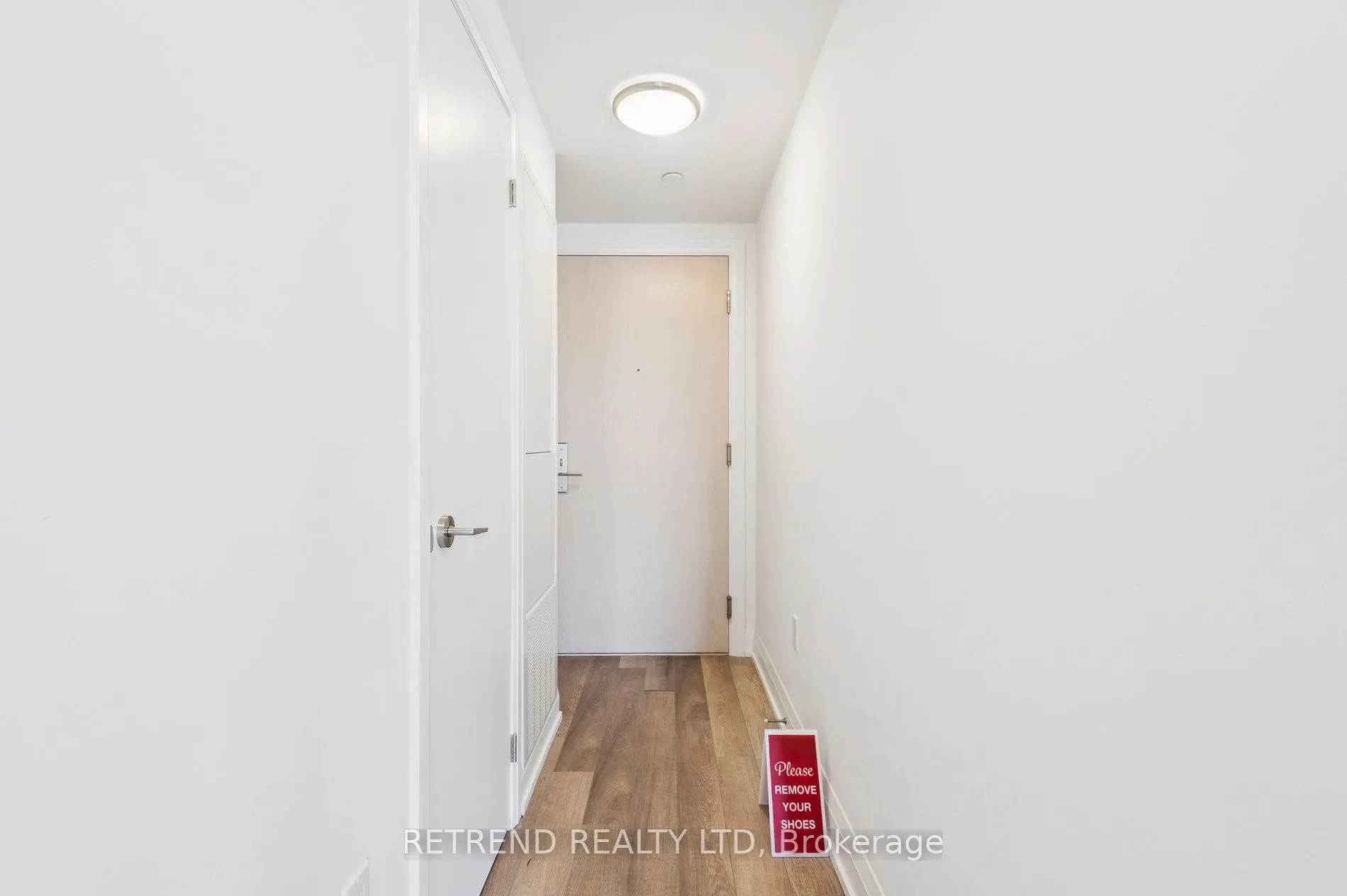 77 Mutual Street, #908
