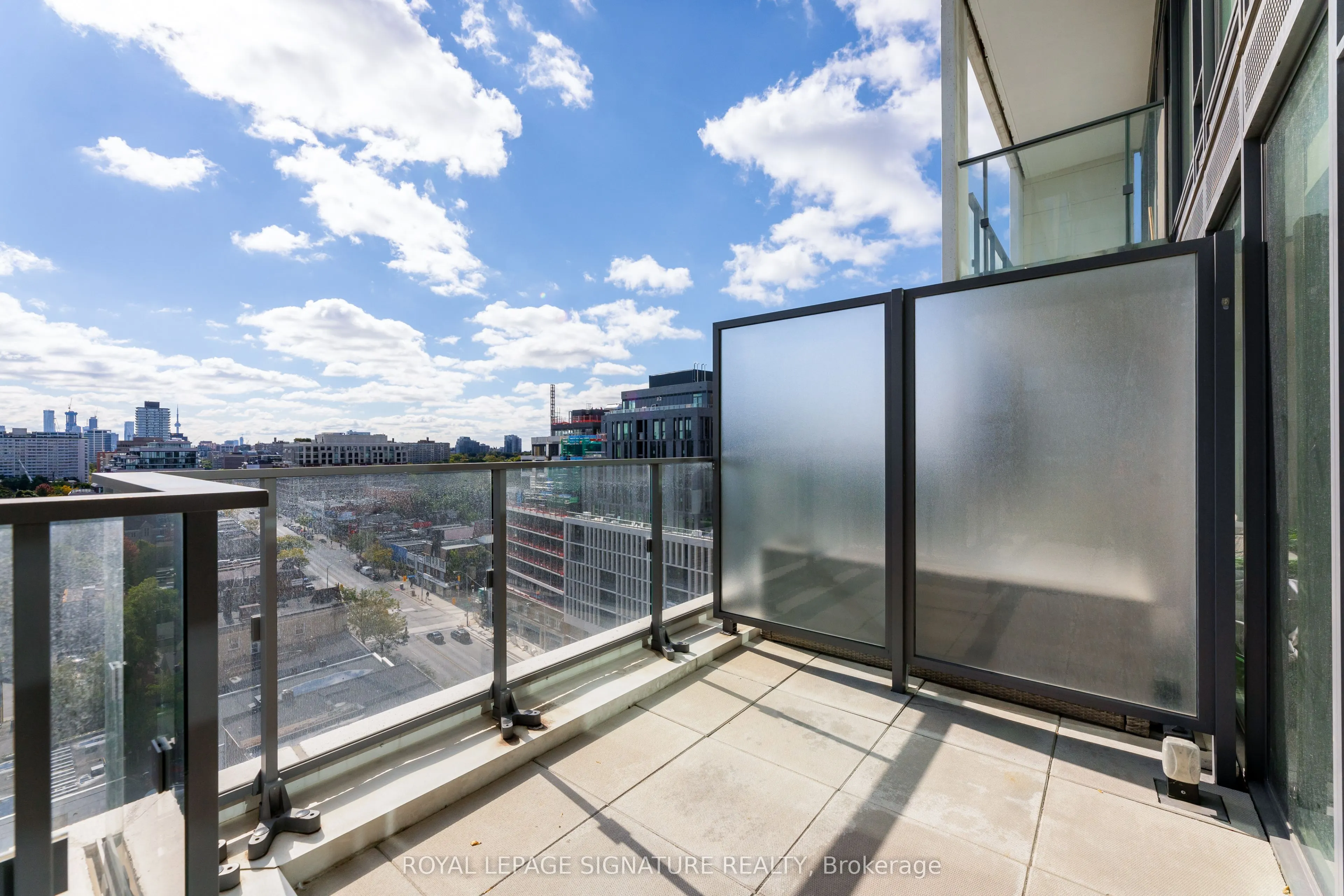 8 Hillsdale Avenue E, #1226
