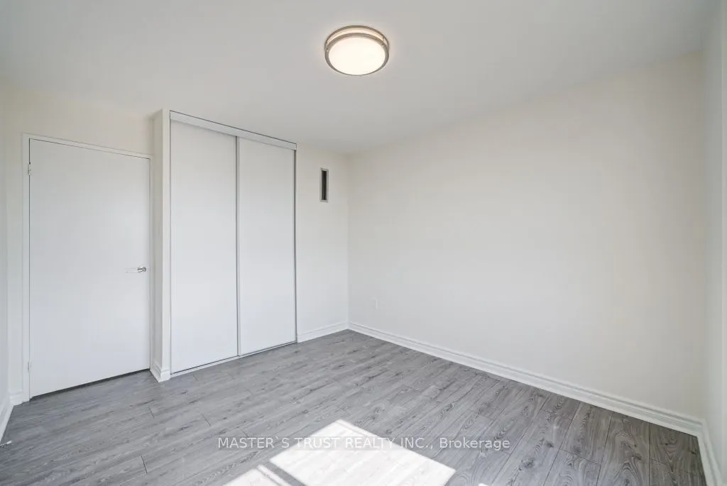 260 Seneca Hill Drive, #1110