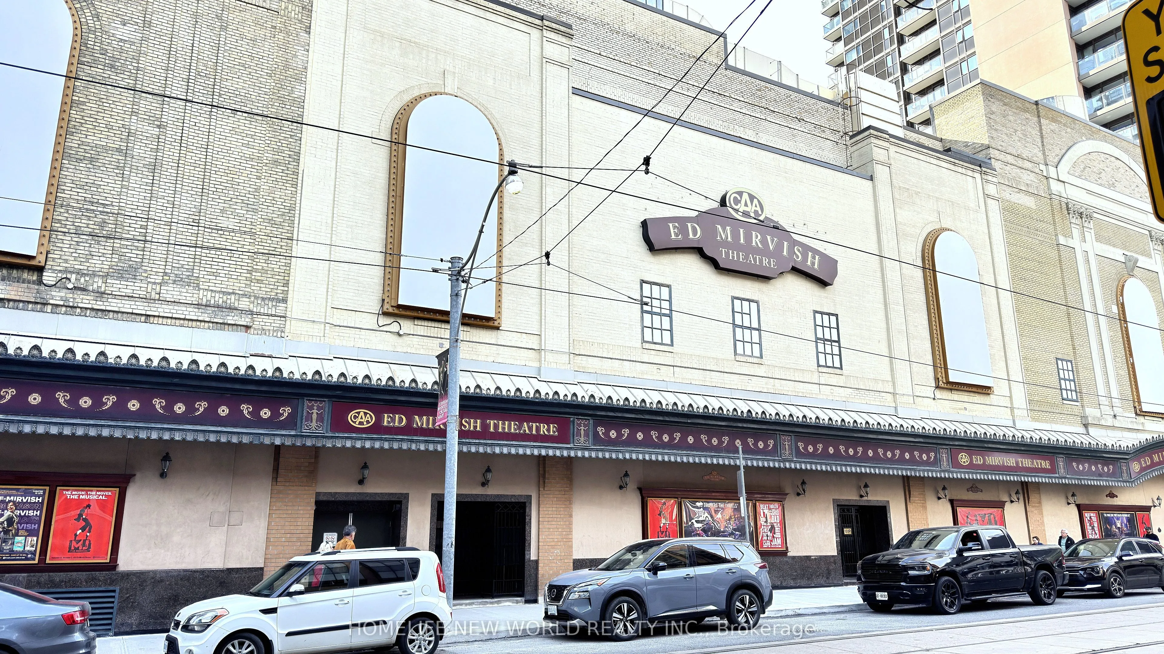 220 Victoria Street, #1806