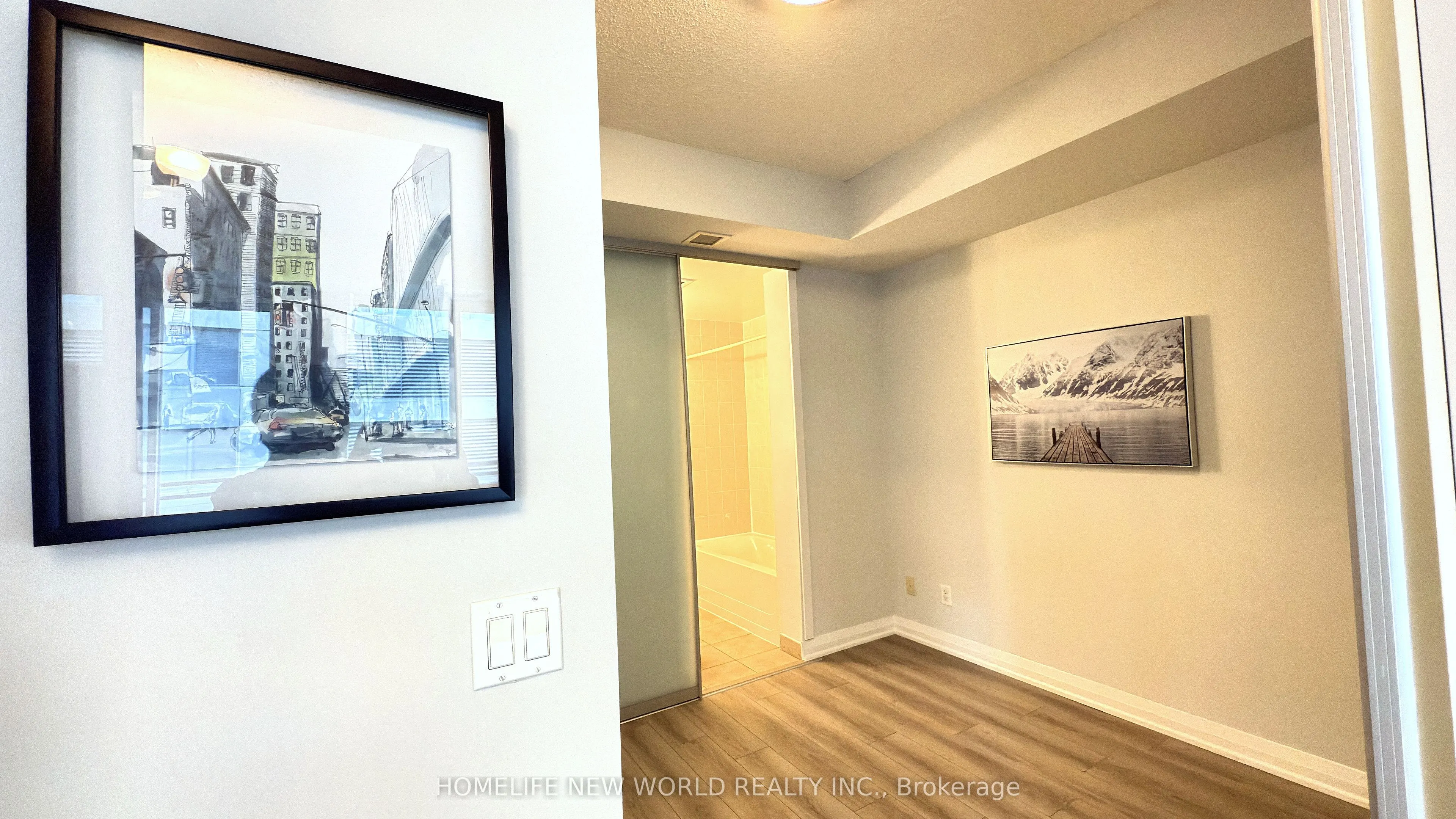 220 Victoria Street, #1806