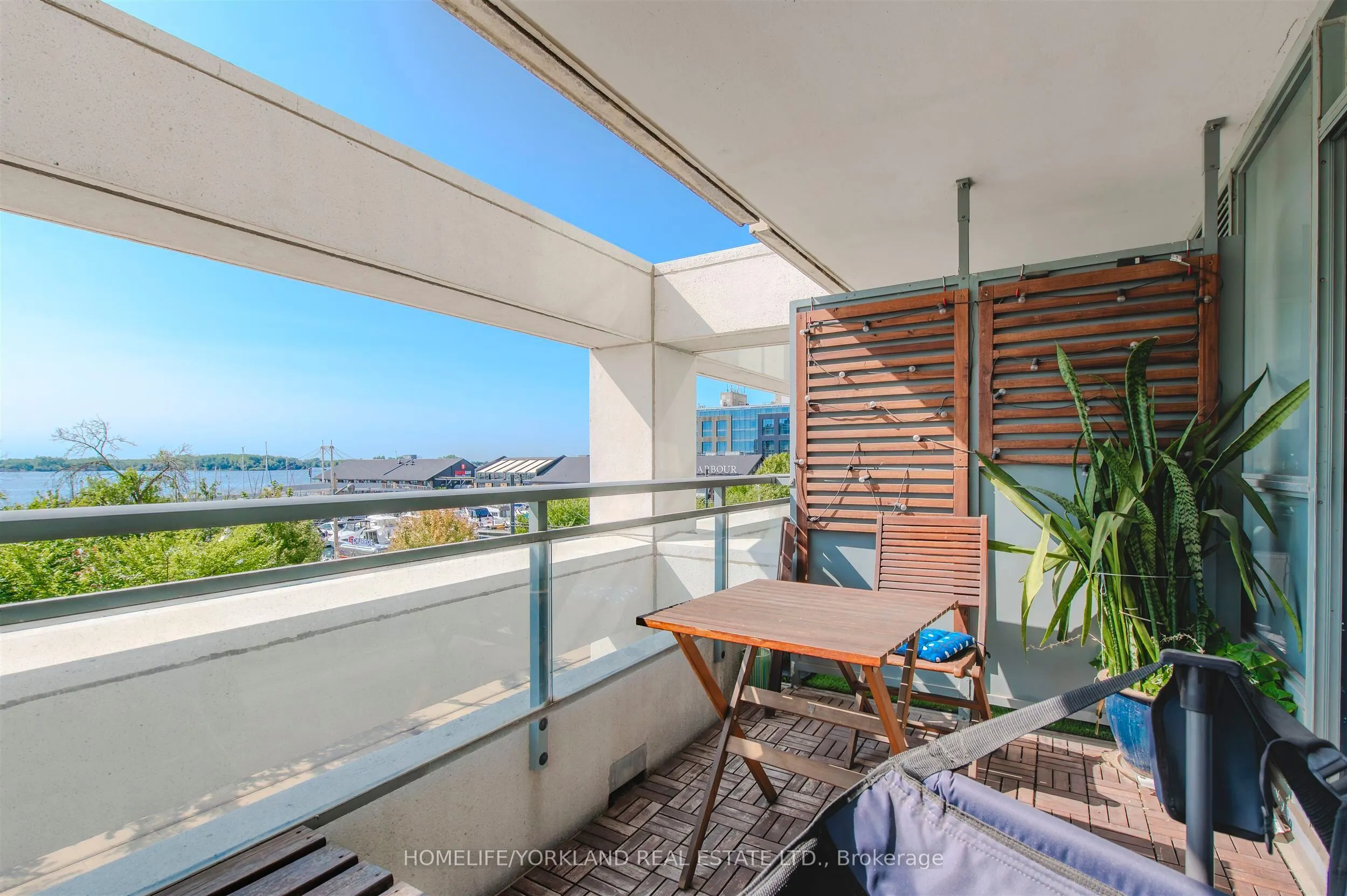 230 Queens Quay W, #323