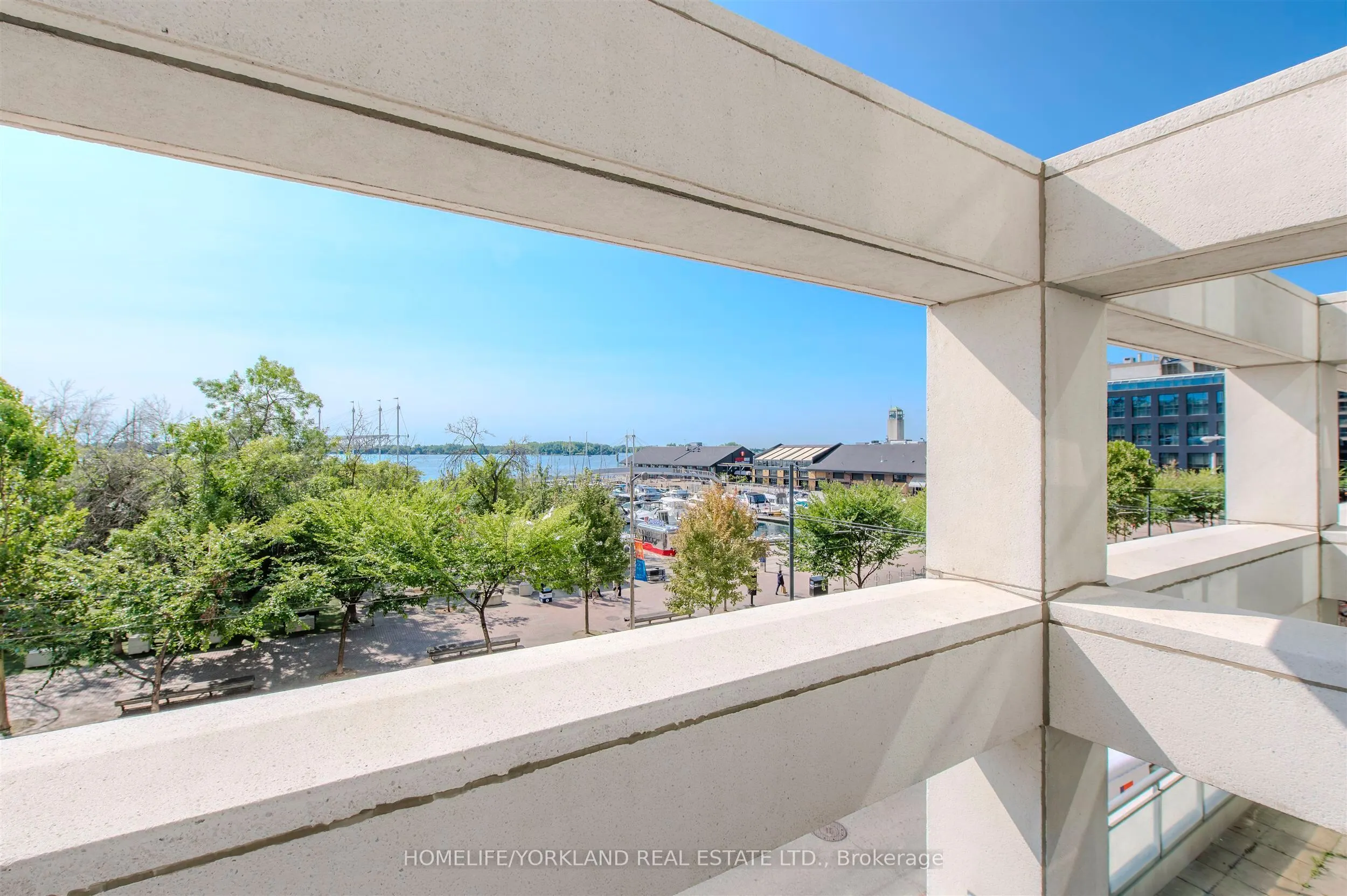 230 Queens Quay W, #323