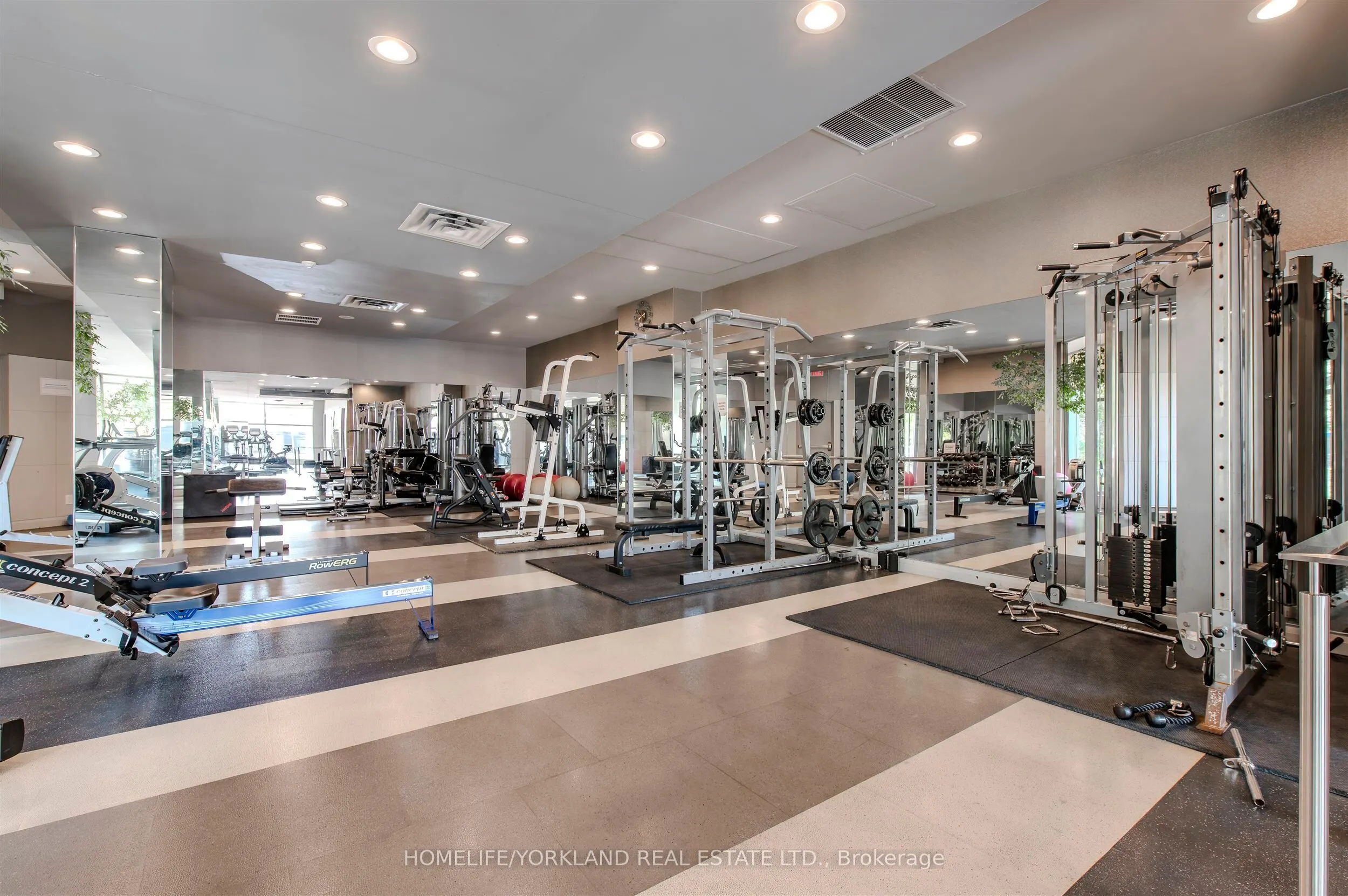 230 Queens Quay W, #323