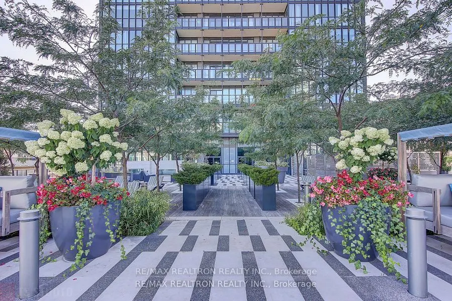 101 Charles Street E, #1710