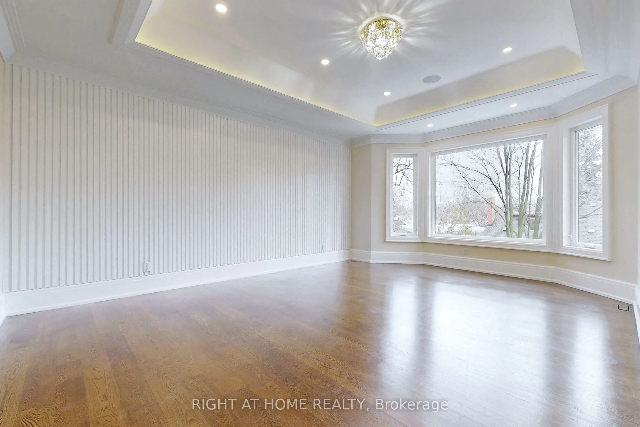 10 Jocelyn Crescent