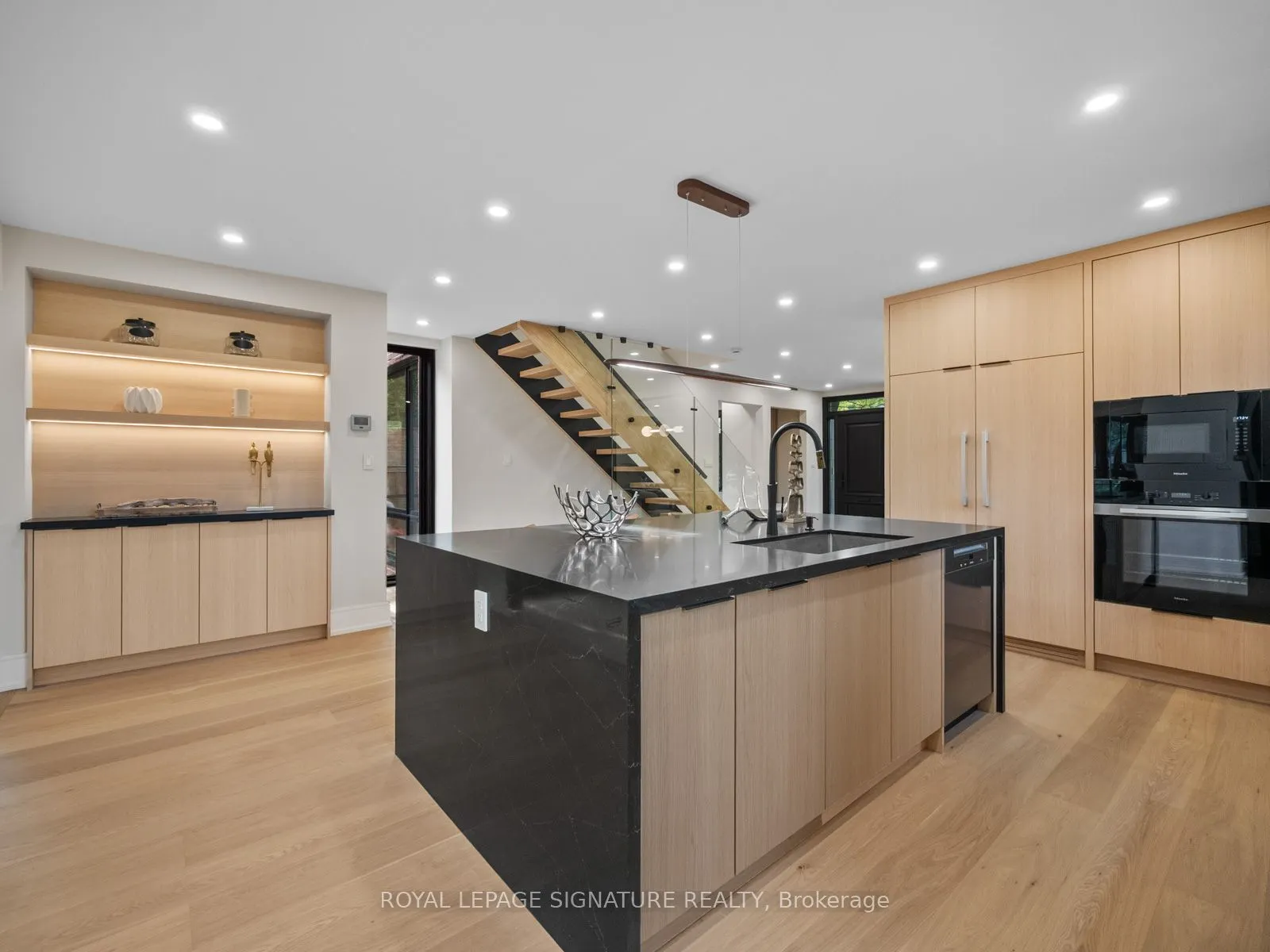 137 Cheltenham Avenue