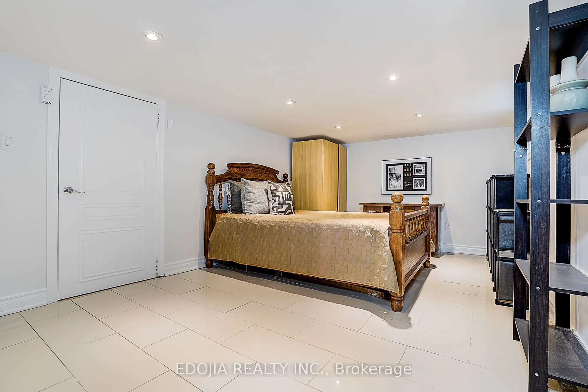 229 Empress Avenue