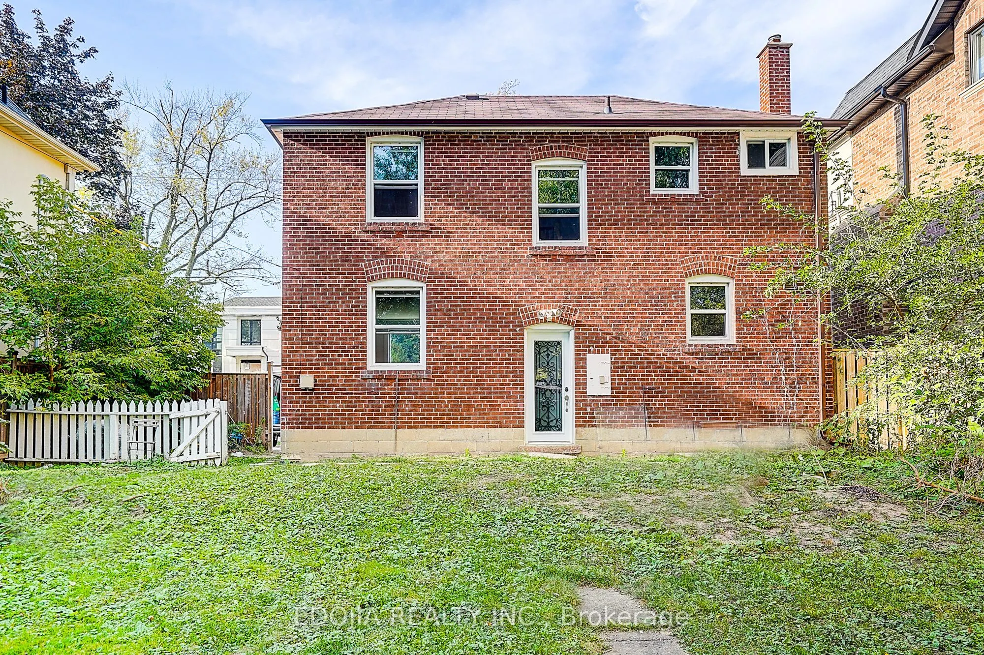 229 Empress Avenue