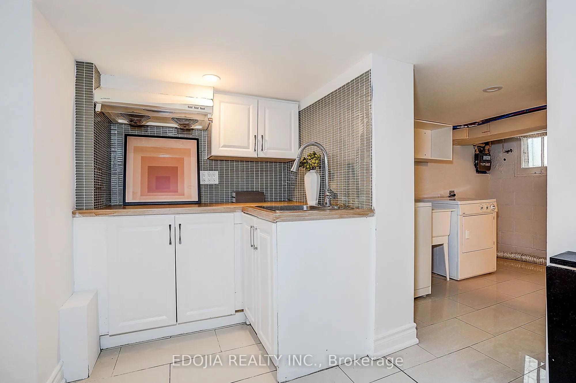 229 Empress Avenue