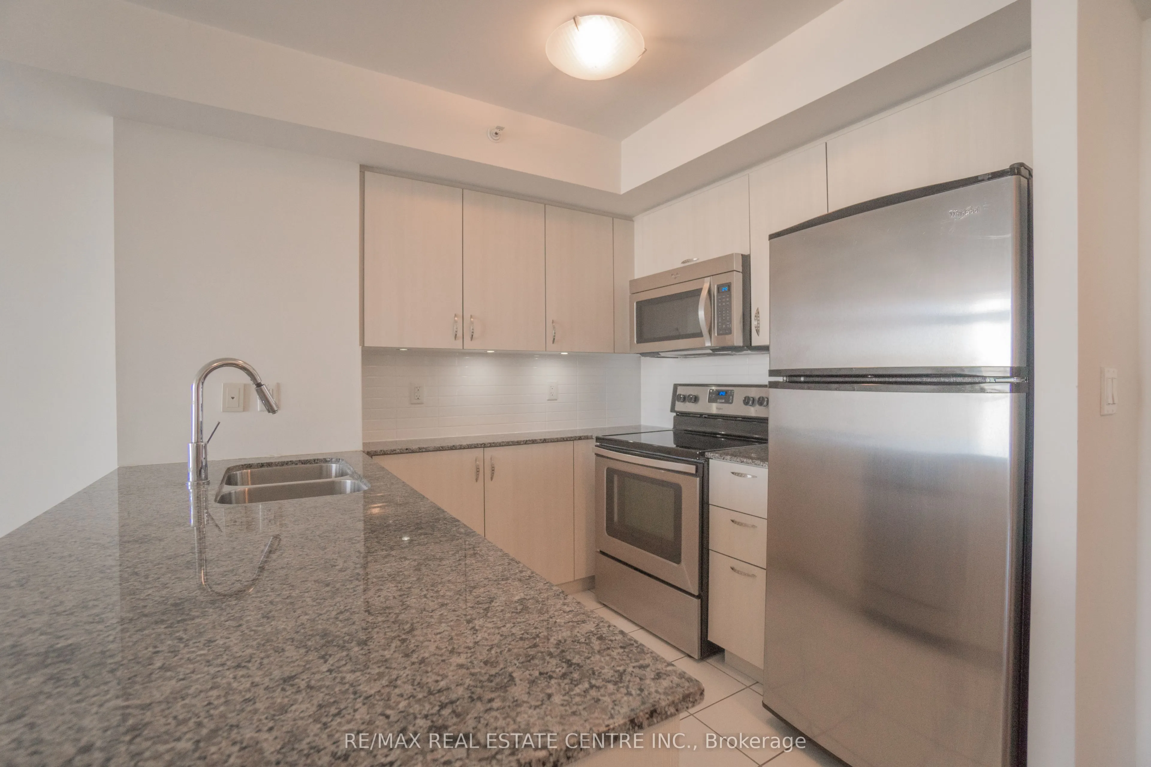5740 Yonge Street, #1910