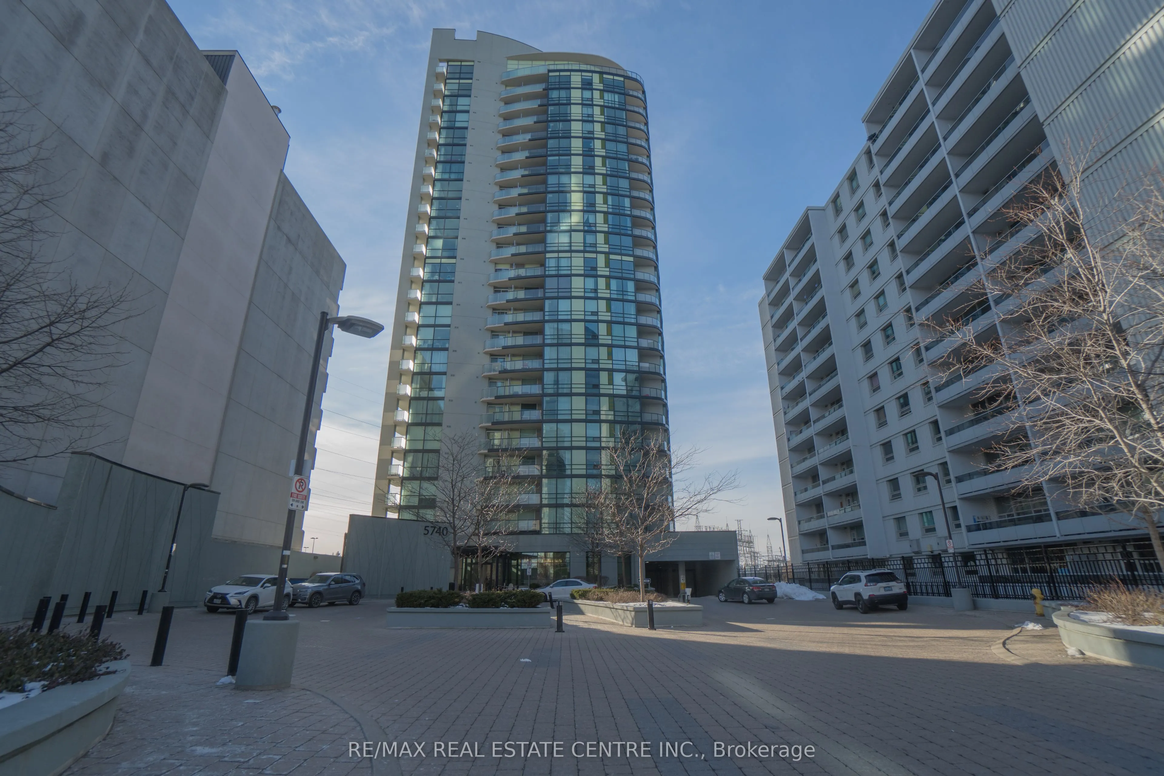 5740 Yonge Street, #1910