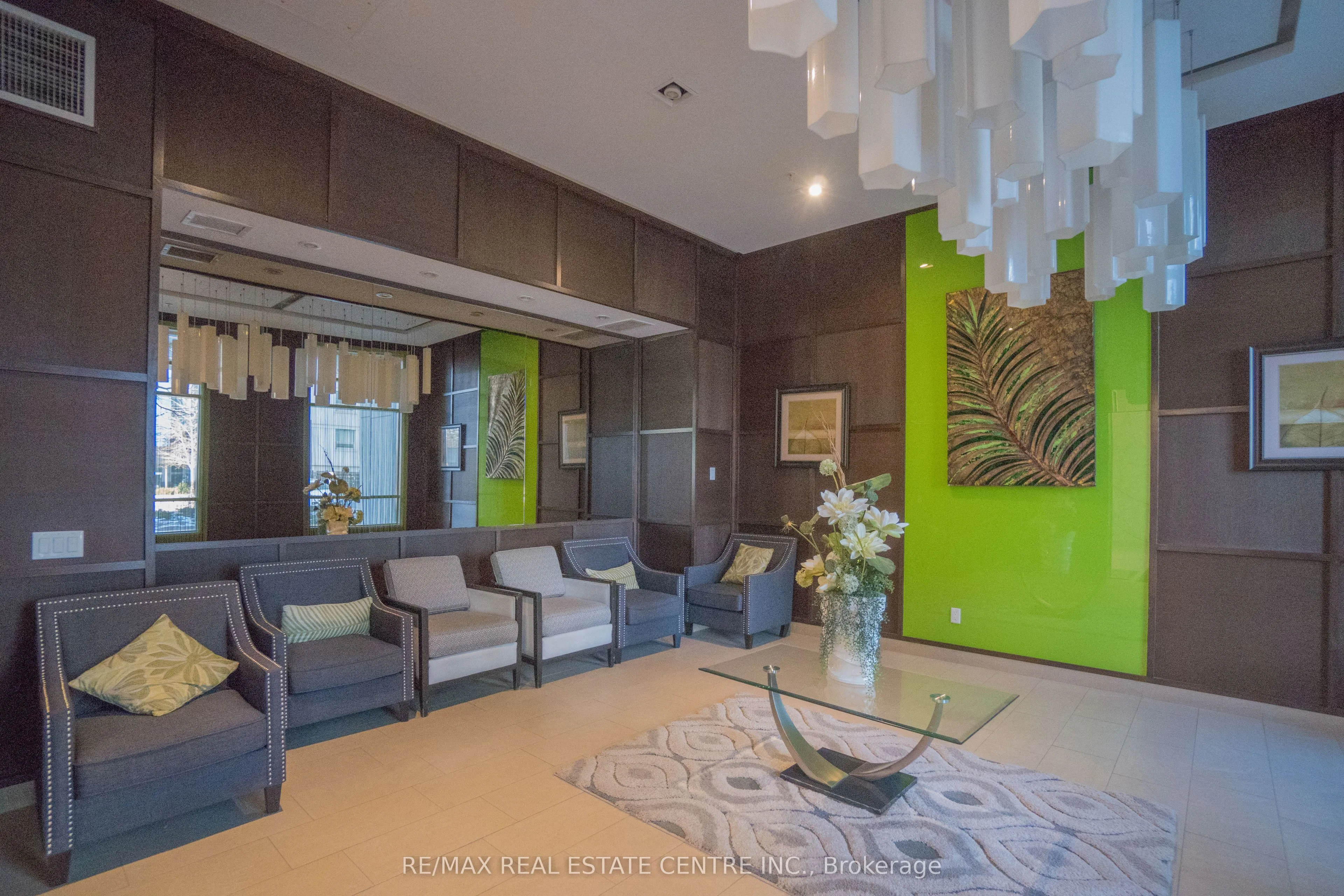 5740 Yonge Street, #1910