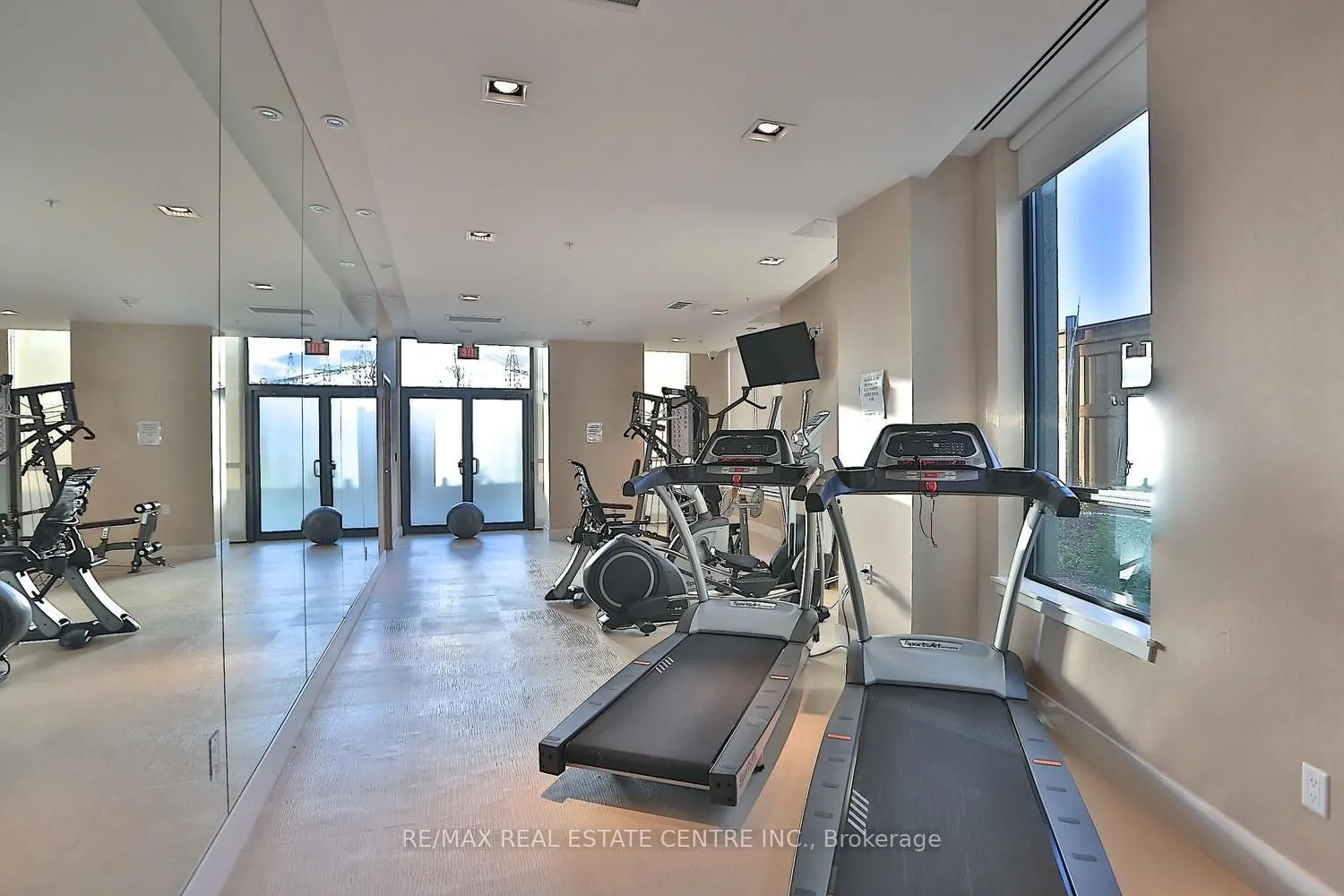 5740 Yonge Street, #1910