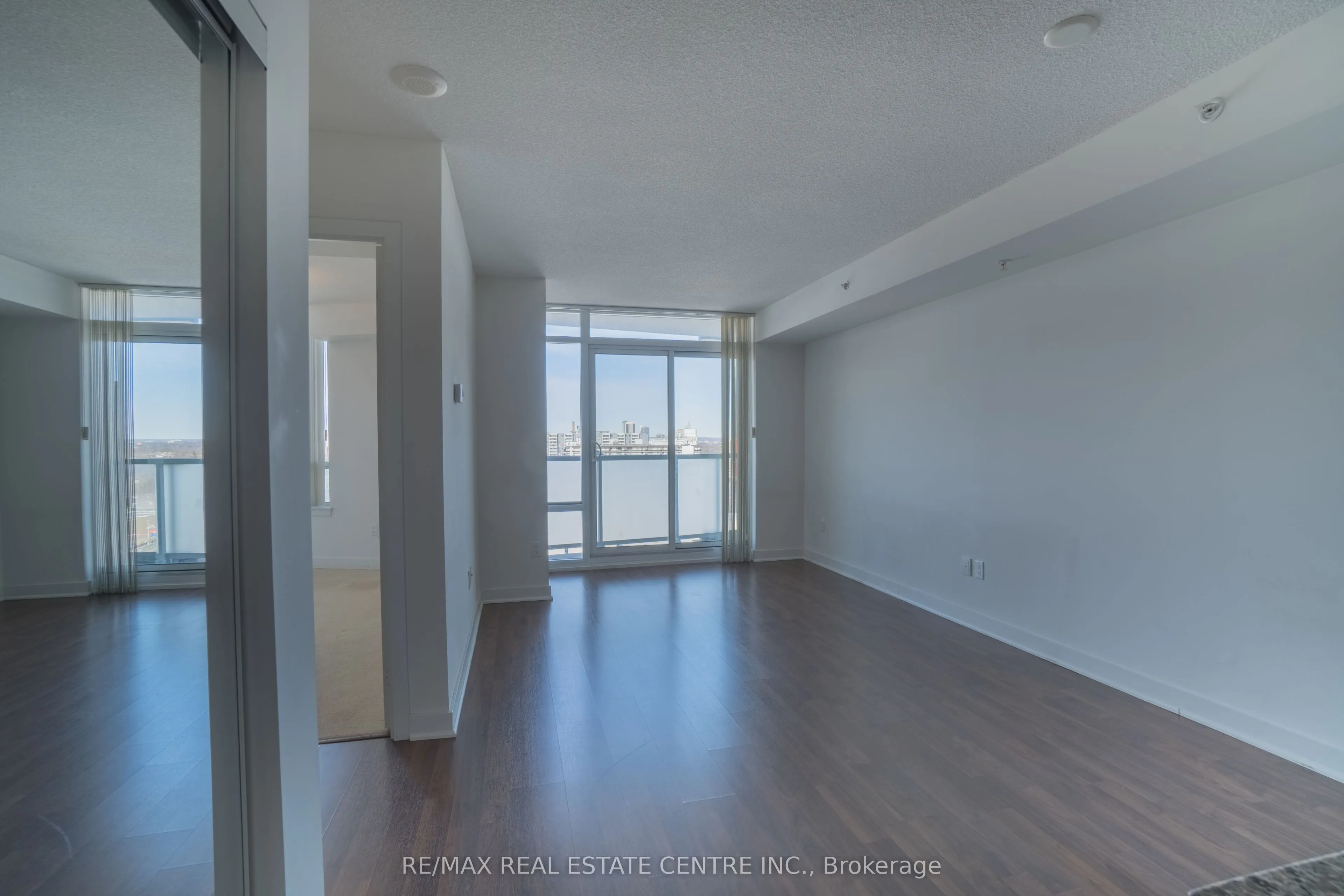5740 Yonge Street, #1910