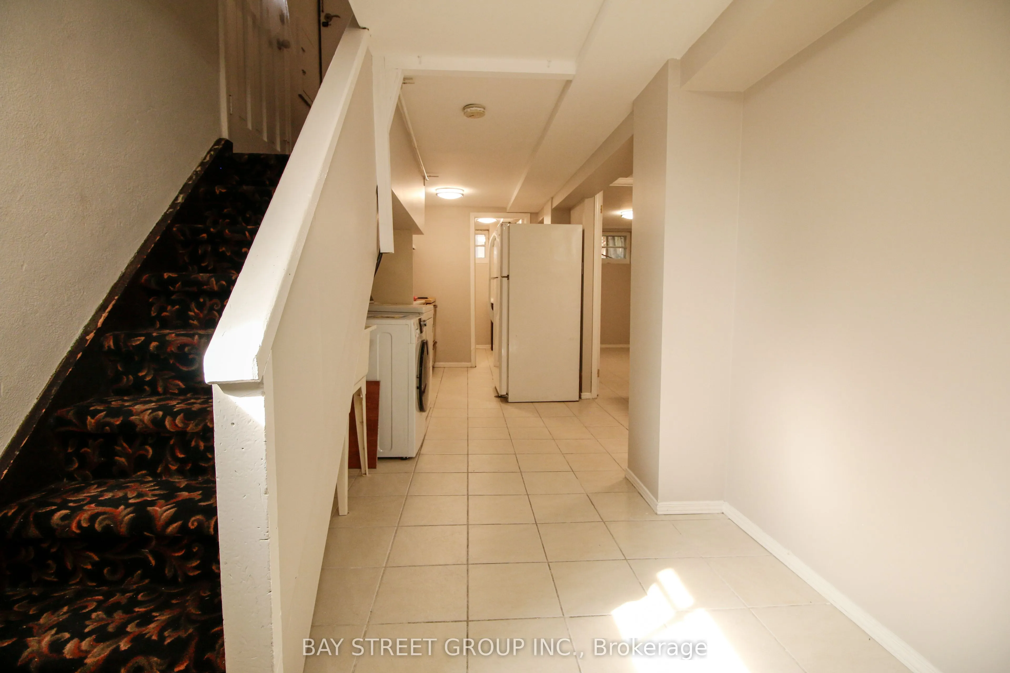 946 Eglinton Avenue E