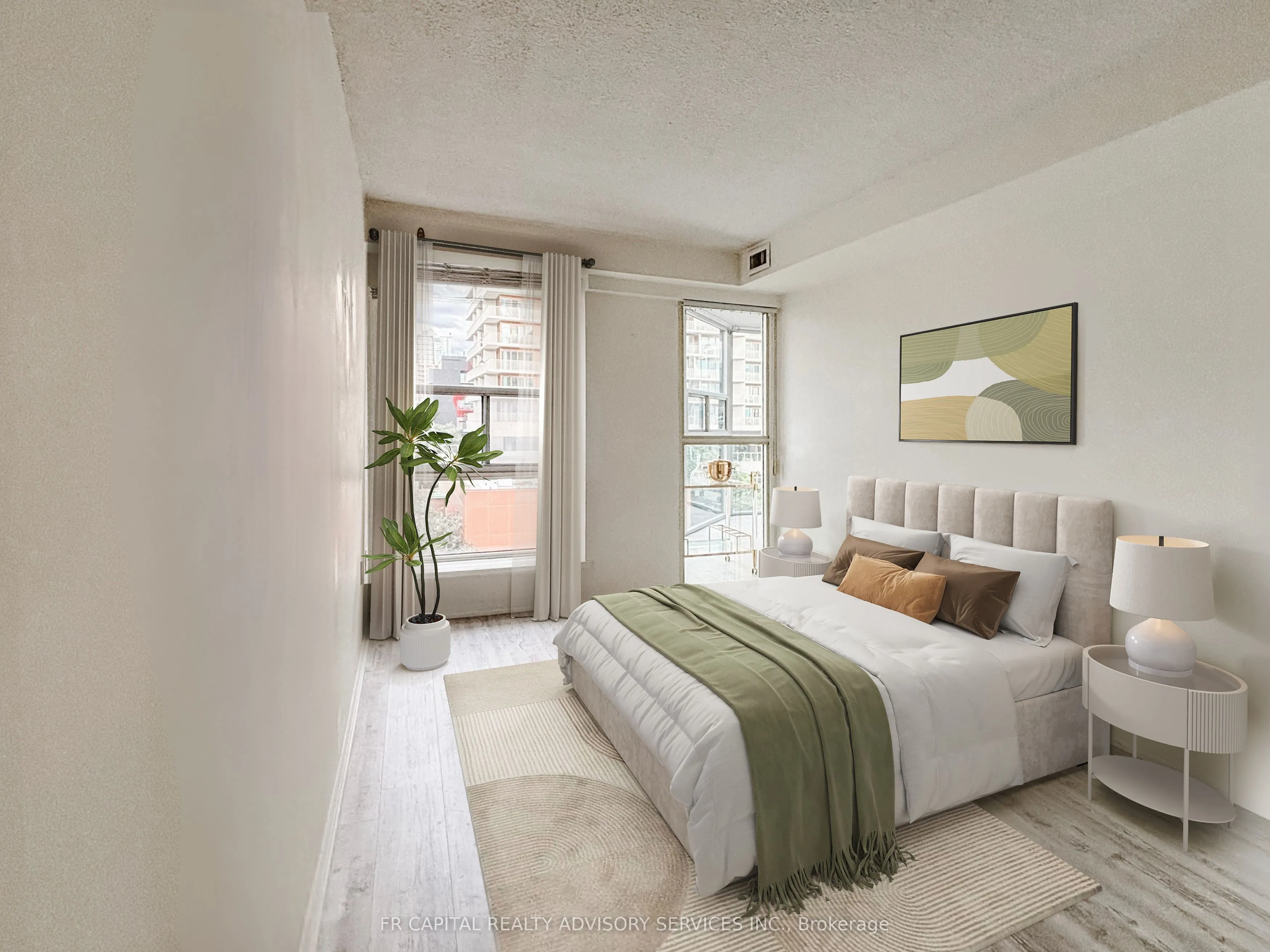 701 King Street W, #813