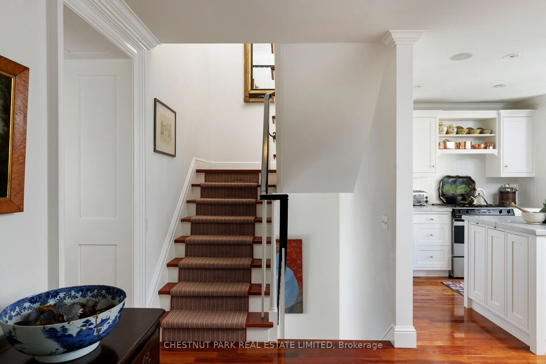 94 Crescent Road, #TH6