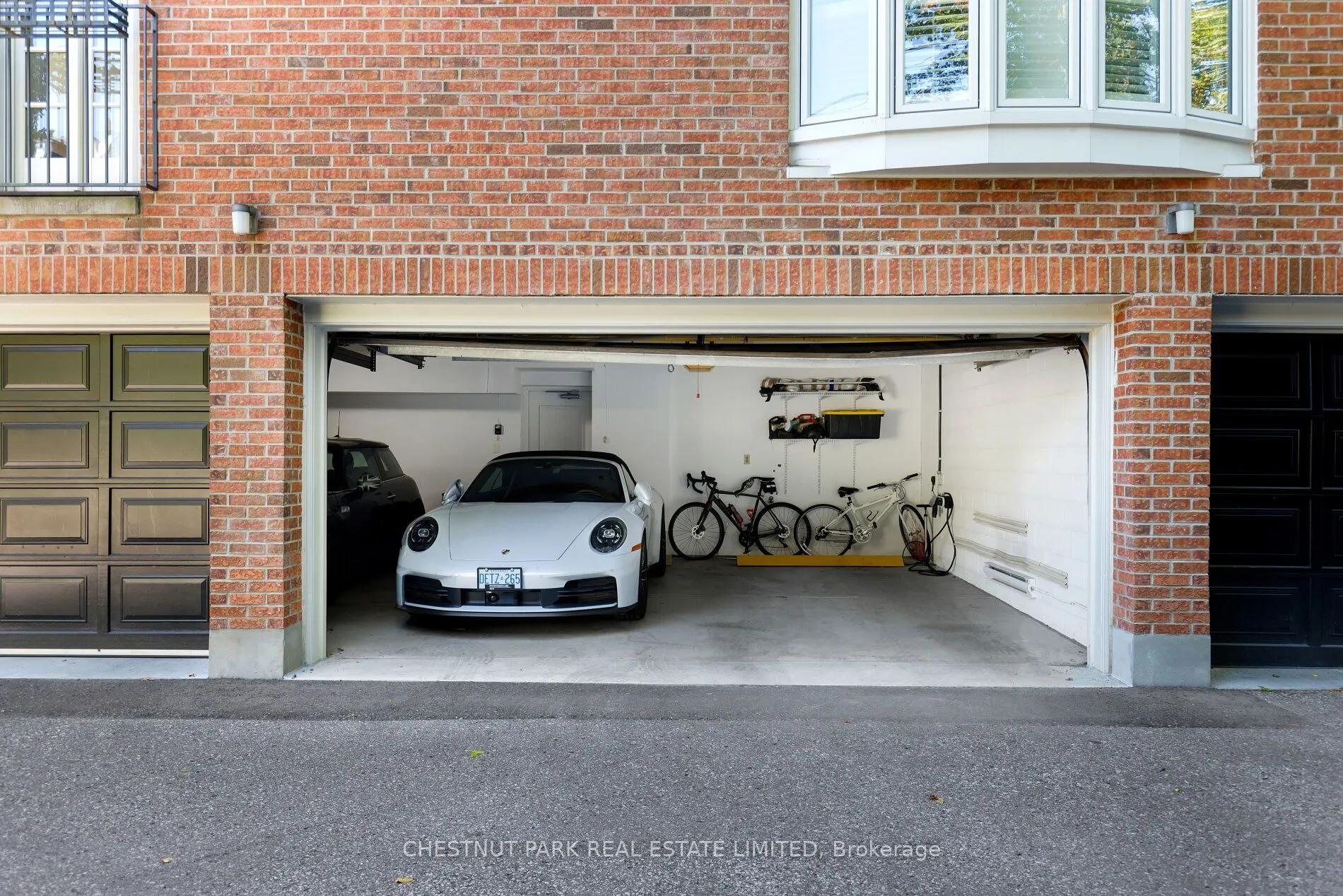 94 Crescent Road, #TH6